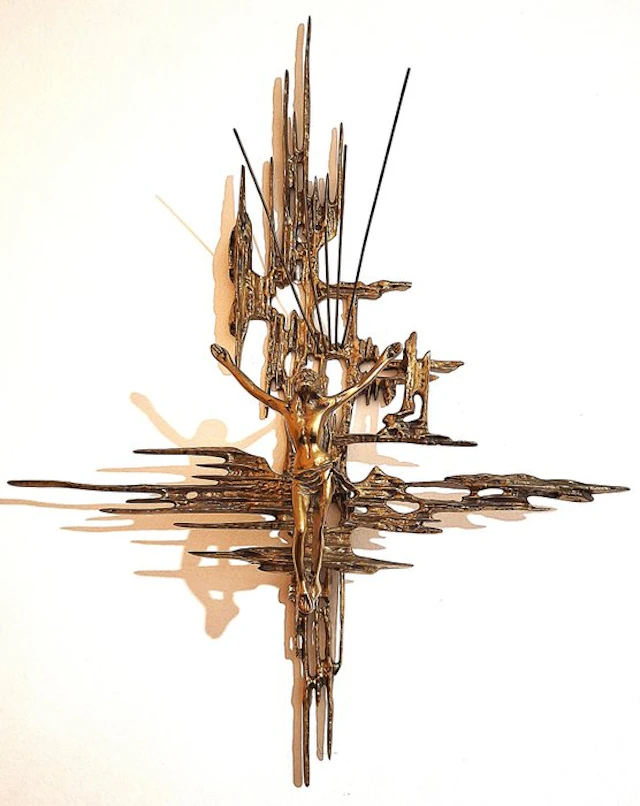 Cross - Gilt bronze - 1970-1980 - Inspired by Dalí - 60 cm.