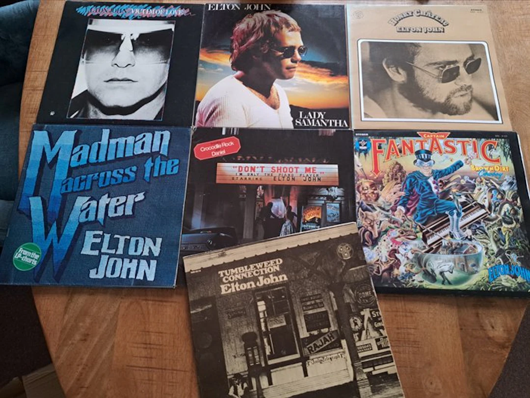 Elton John - 7 x Albums - Multiple titles - LP albums...
