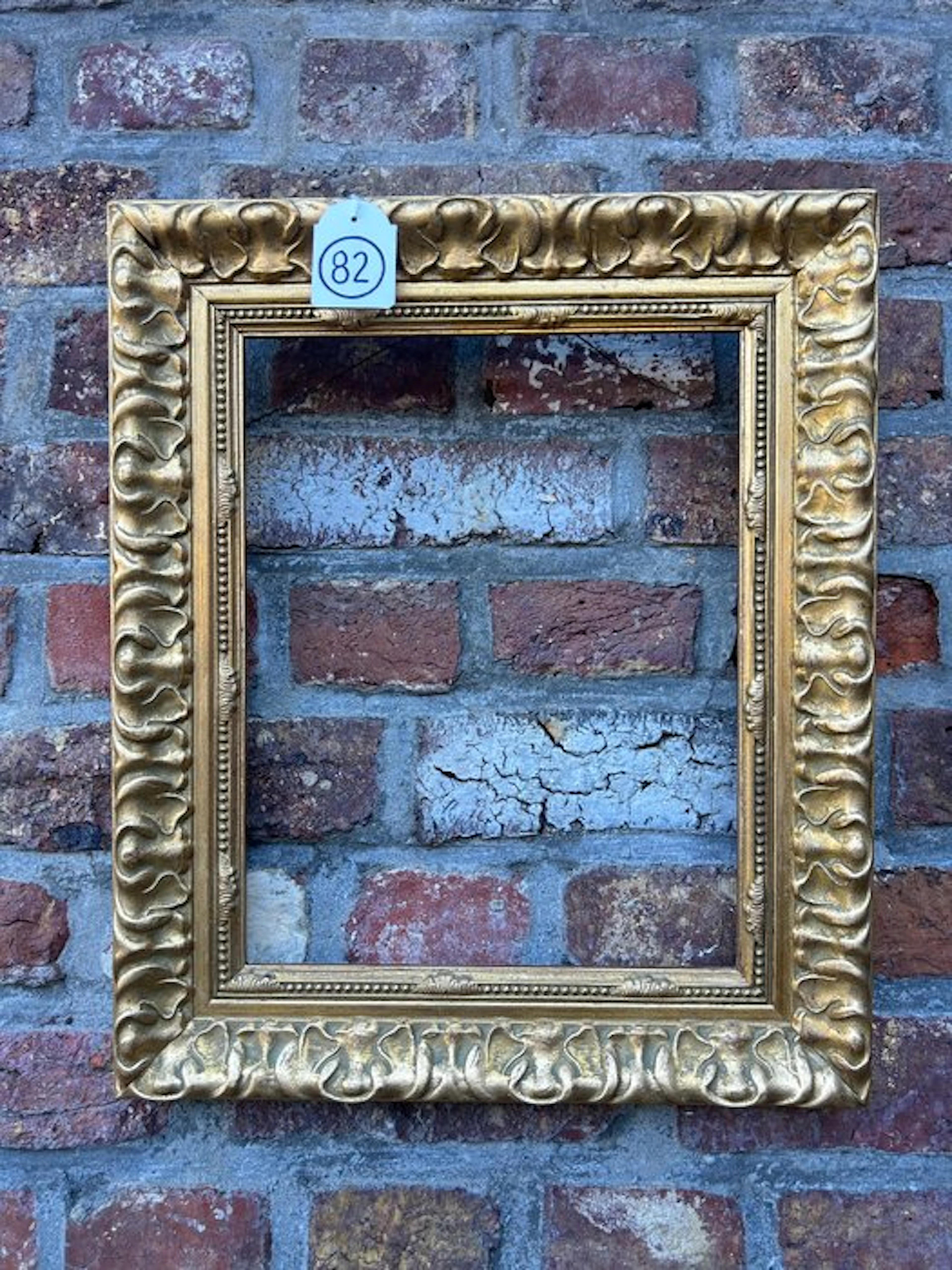 Frame - 82. Old gold-gilded picture frame. For painting 32x25 cm