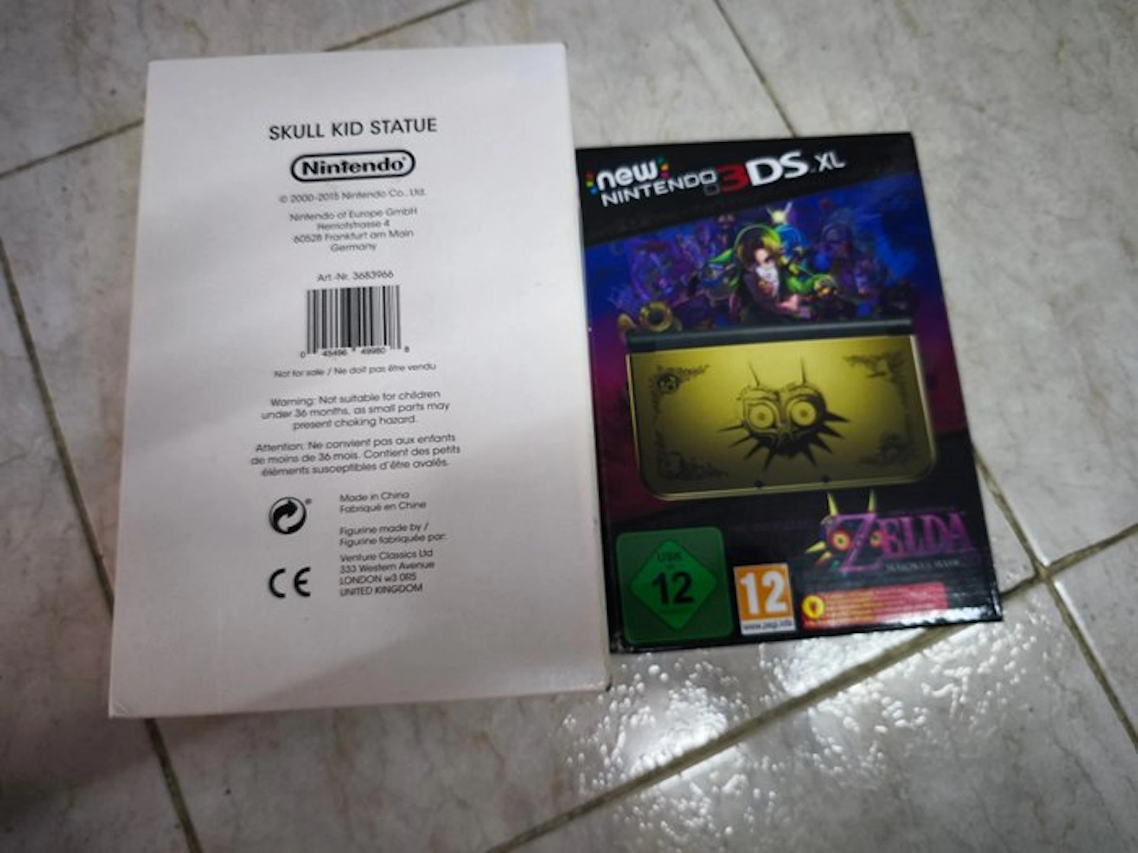 Nintendo - New 3DS XL - The Legend of Zelda: Majora's...