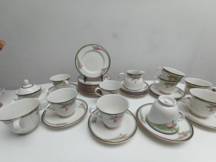 Royal Doulton - Tea service (24) - Vogue Awakening - Porcelain