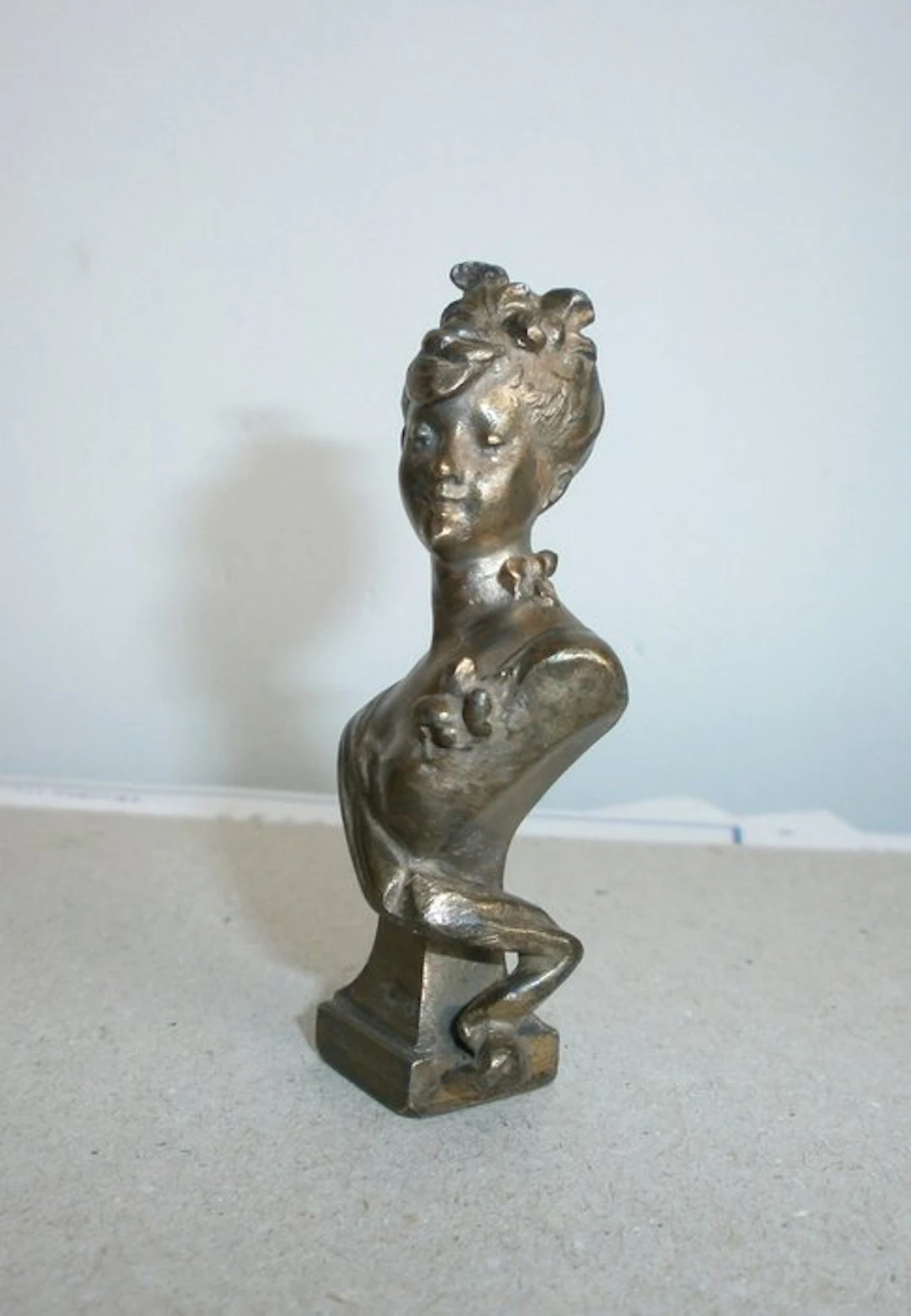 Seal Art Nouveau