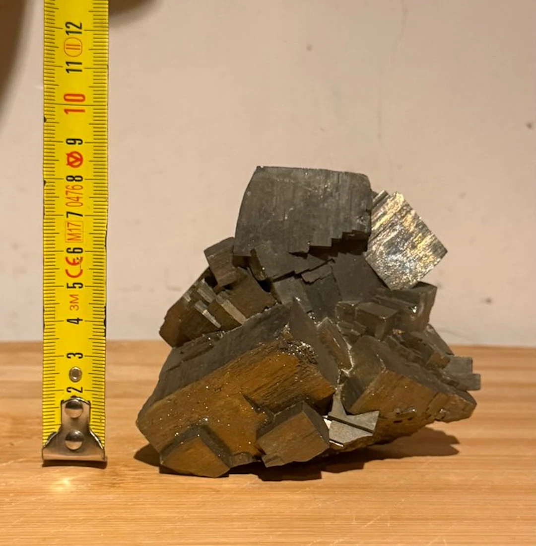 Pyrite Cube- 929 g - (1)