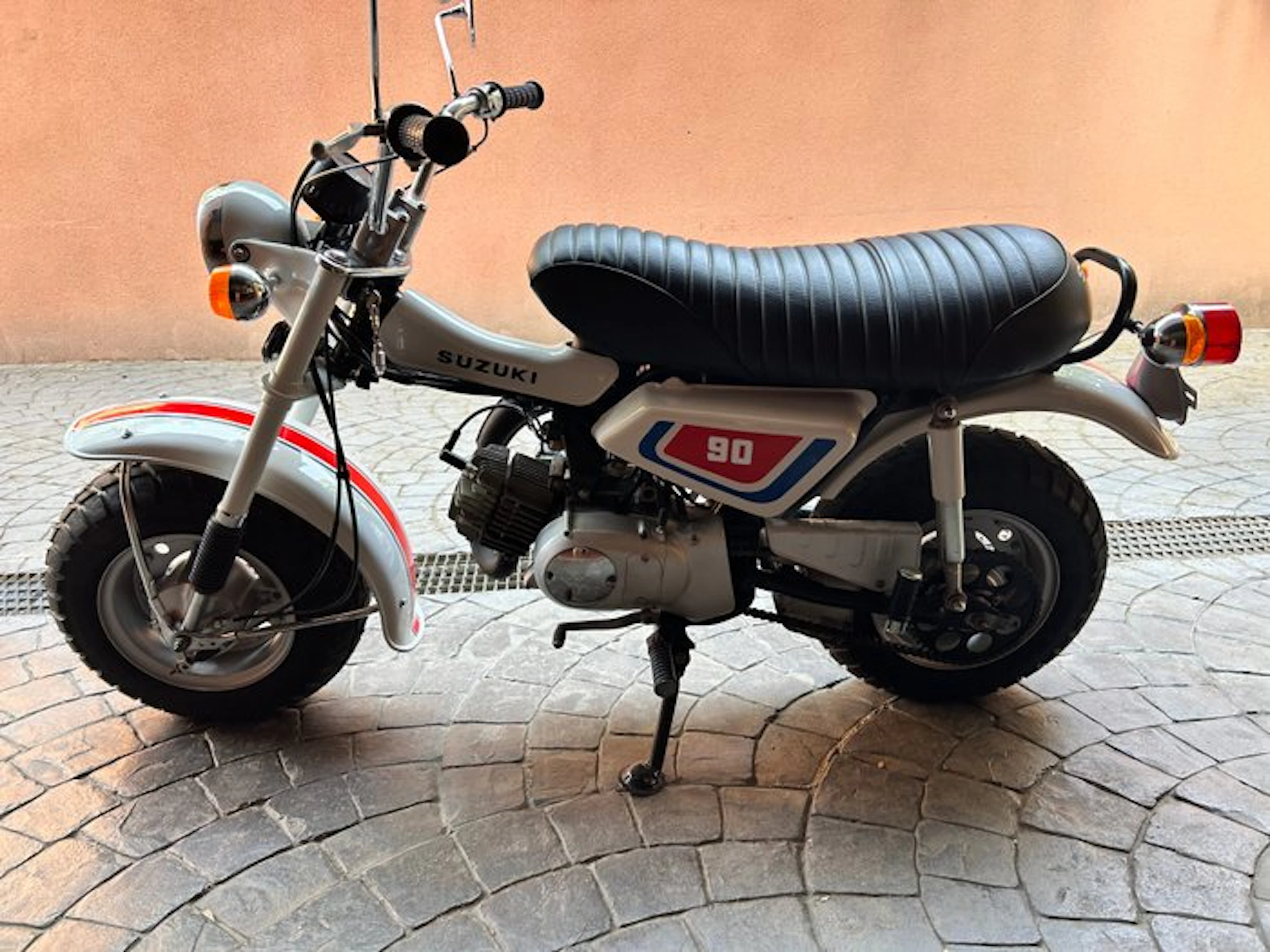Suzuki - RV 90 - VAN VAN - 1972