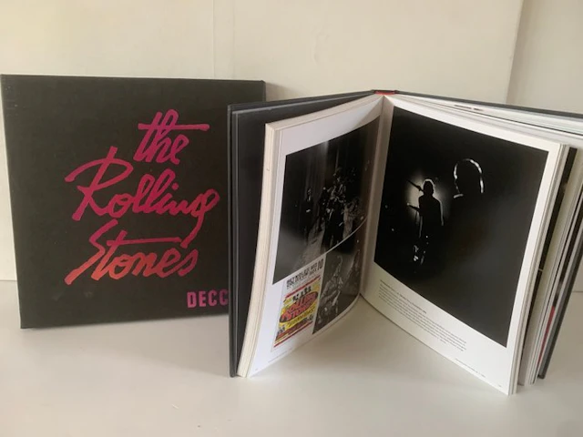 Rolling Stones - 5 x LPs box set (Purple edition) + Book...