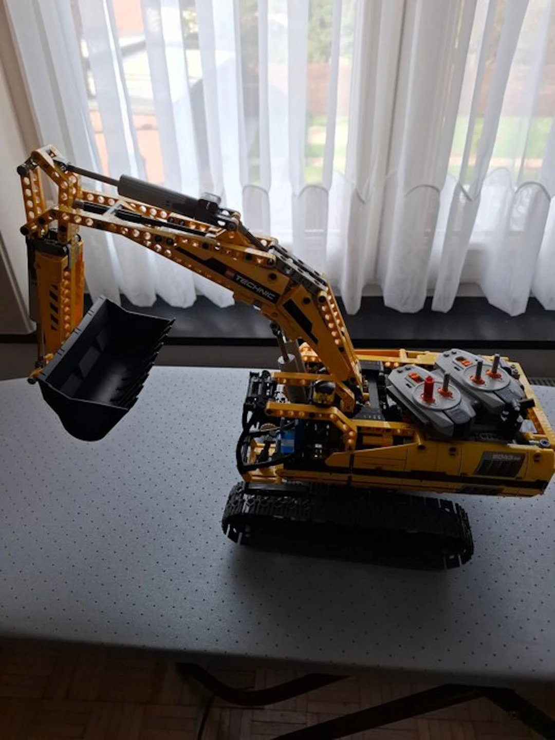 LEGO Set - 8043 - Technic - Excavator
