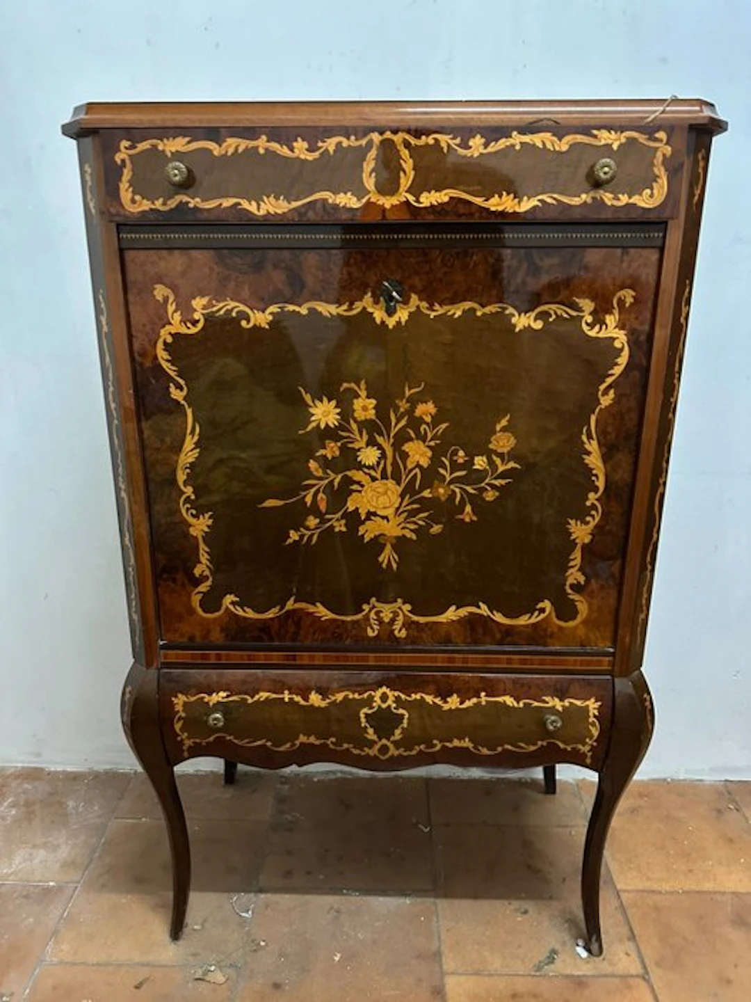 Liquor cabinet - Brass, Wood, Burr walnut, Glass