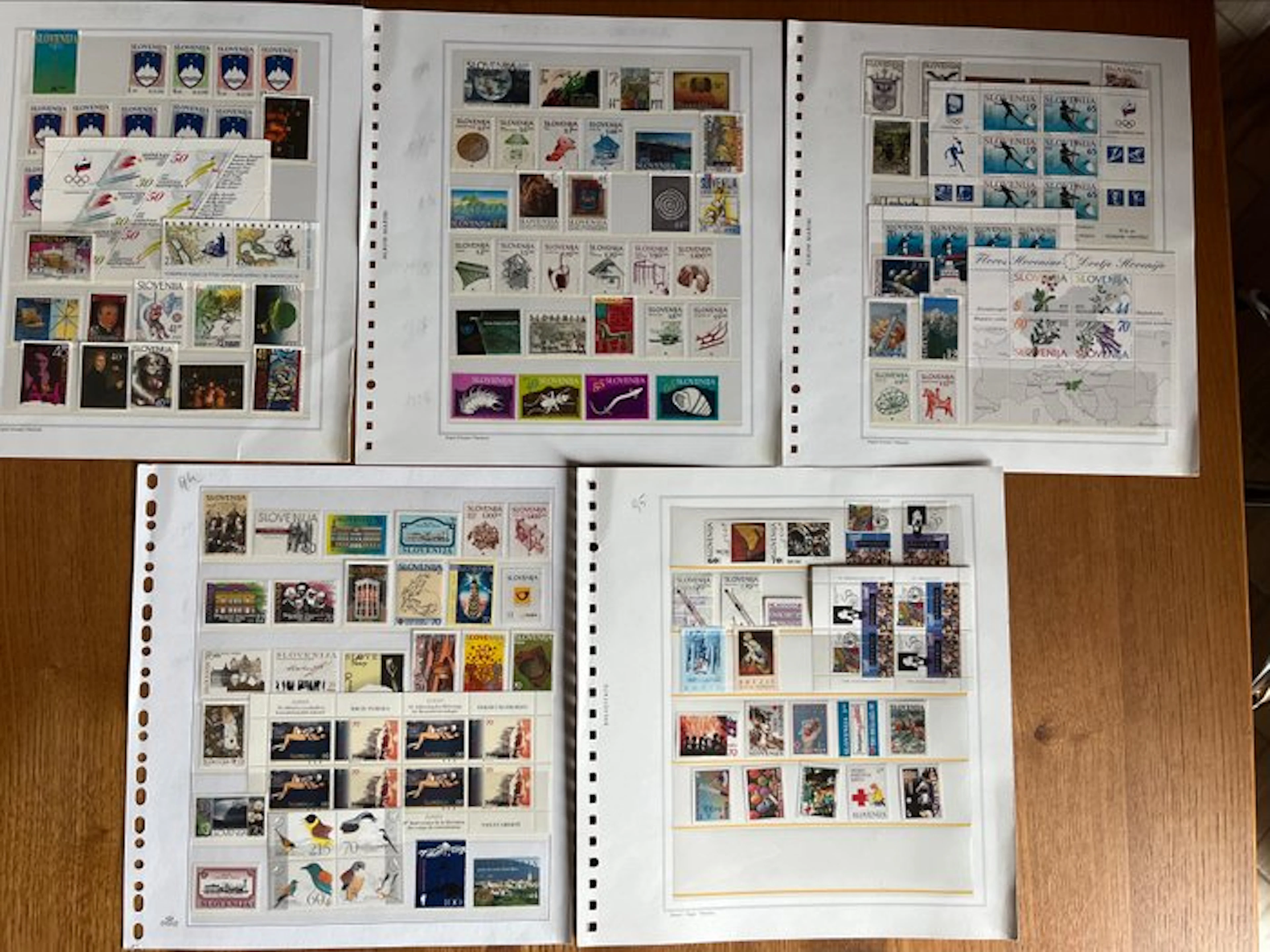 Slovenia 1991/95 - Slovenia collection—Charity on Marini pages, intact