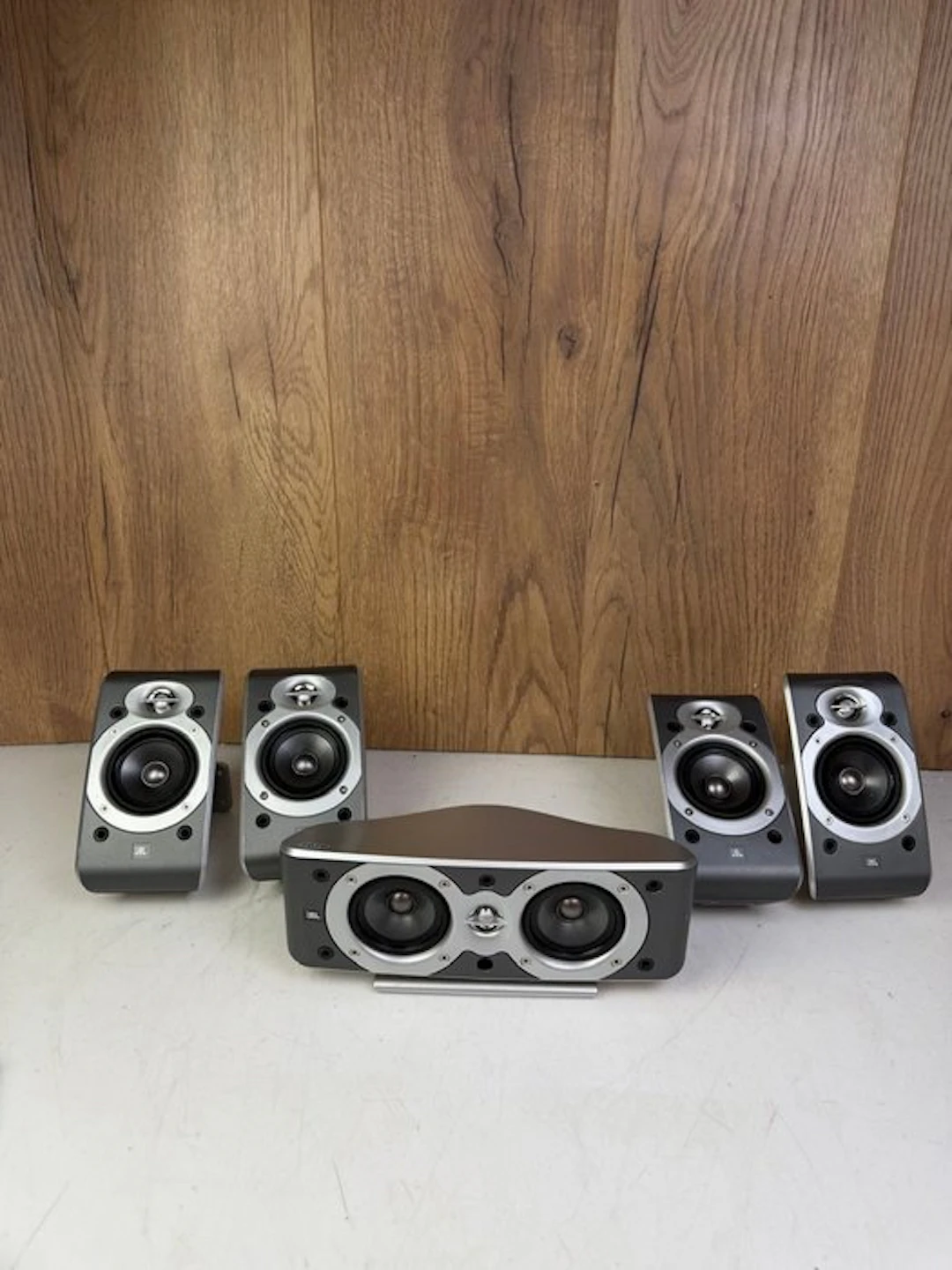 JBL - SCS-200 Satellites & SC-200 Center Speaker set