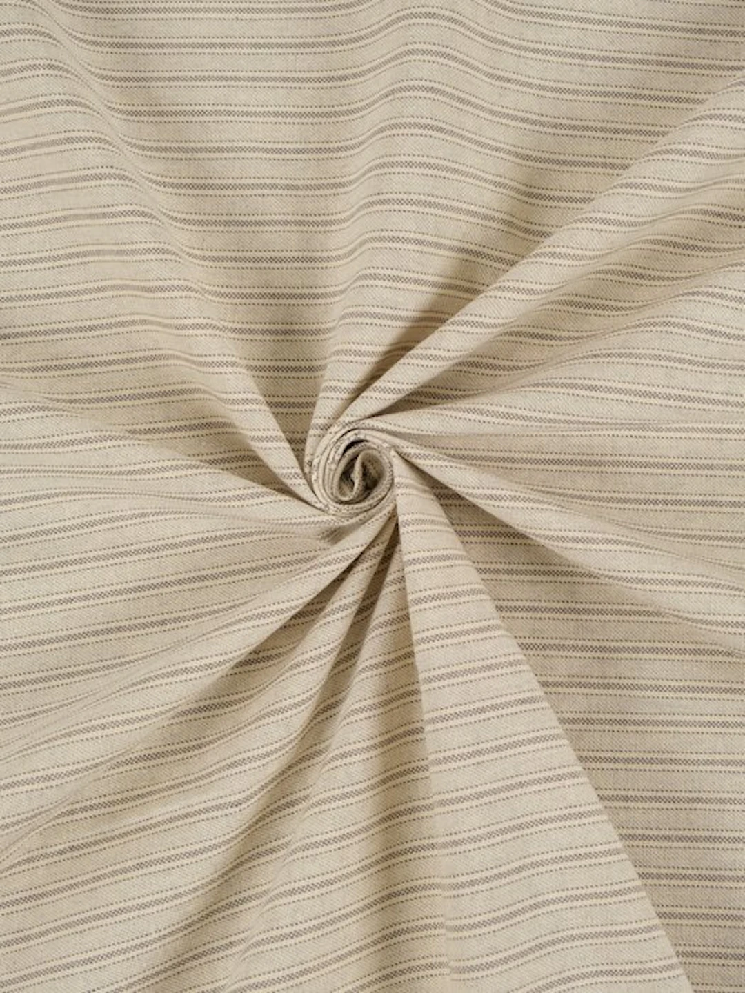 10.00 x 1.40 meters Exclusive raw cotton blend fabric...