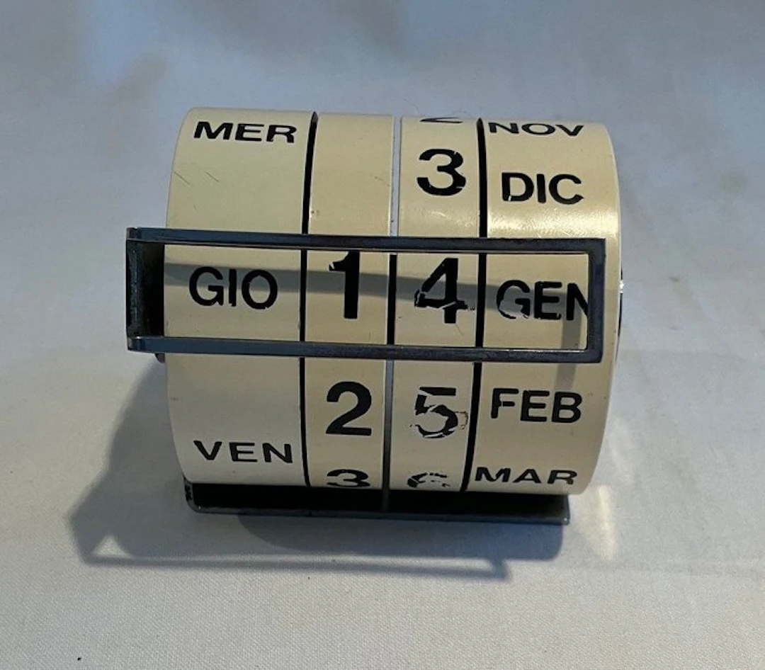 Perpetual calendar - Disform - Spain - Carles Riart and Bigas Luna