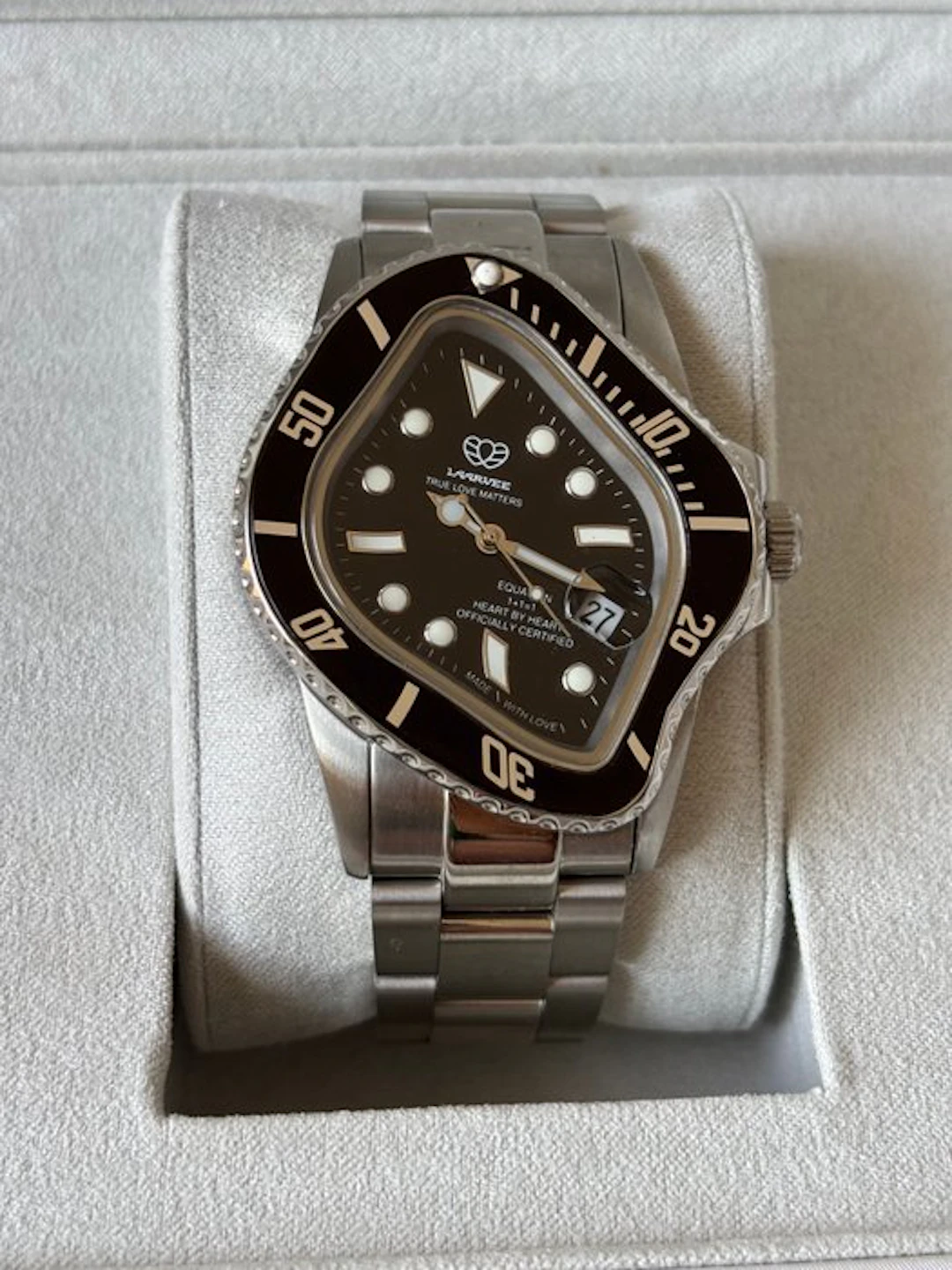 LAARVEEE - Unisex - 2020-2025