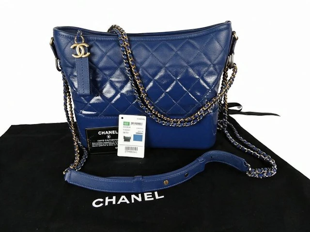 Chanel - Patent Goatskin Quilted Medium Gabrielle Hobo Blue - Bag