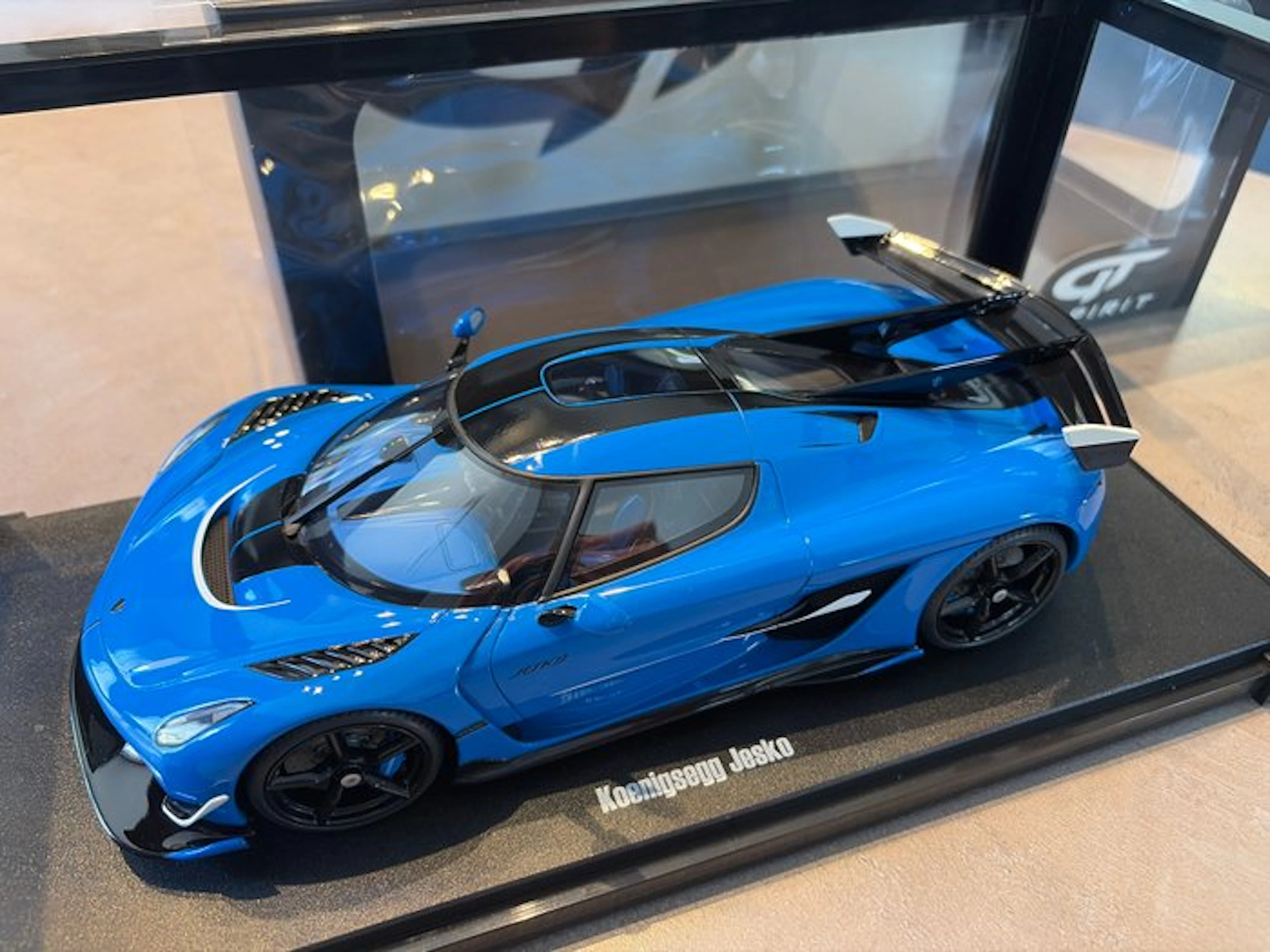 GT Spirit 1:18 - Model sports car - Koenigsegg JESKO