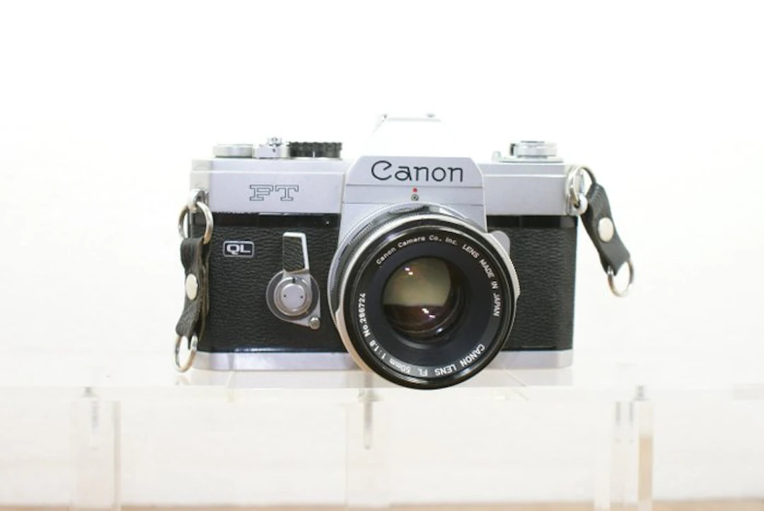 Canon FT QL + 1.8/50 met paraattas Single lens reflex camera (SLR)