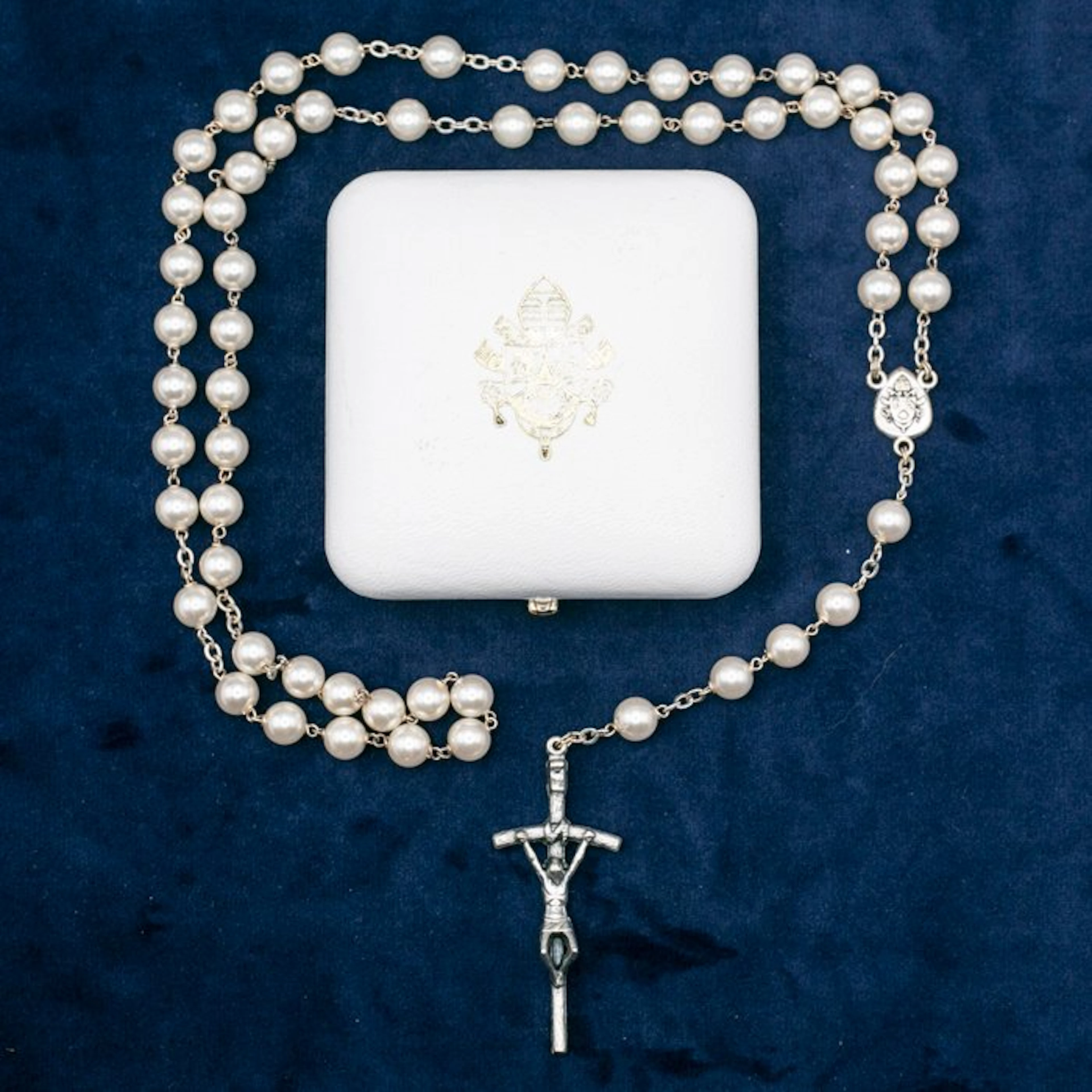 Rosary - Benedict XVI – Rosary personally donated by the...