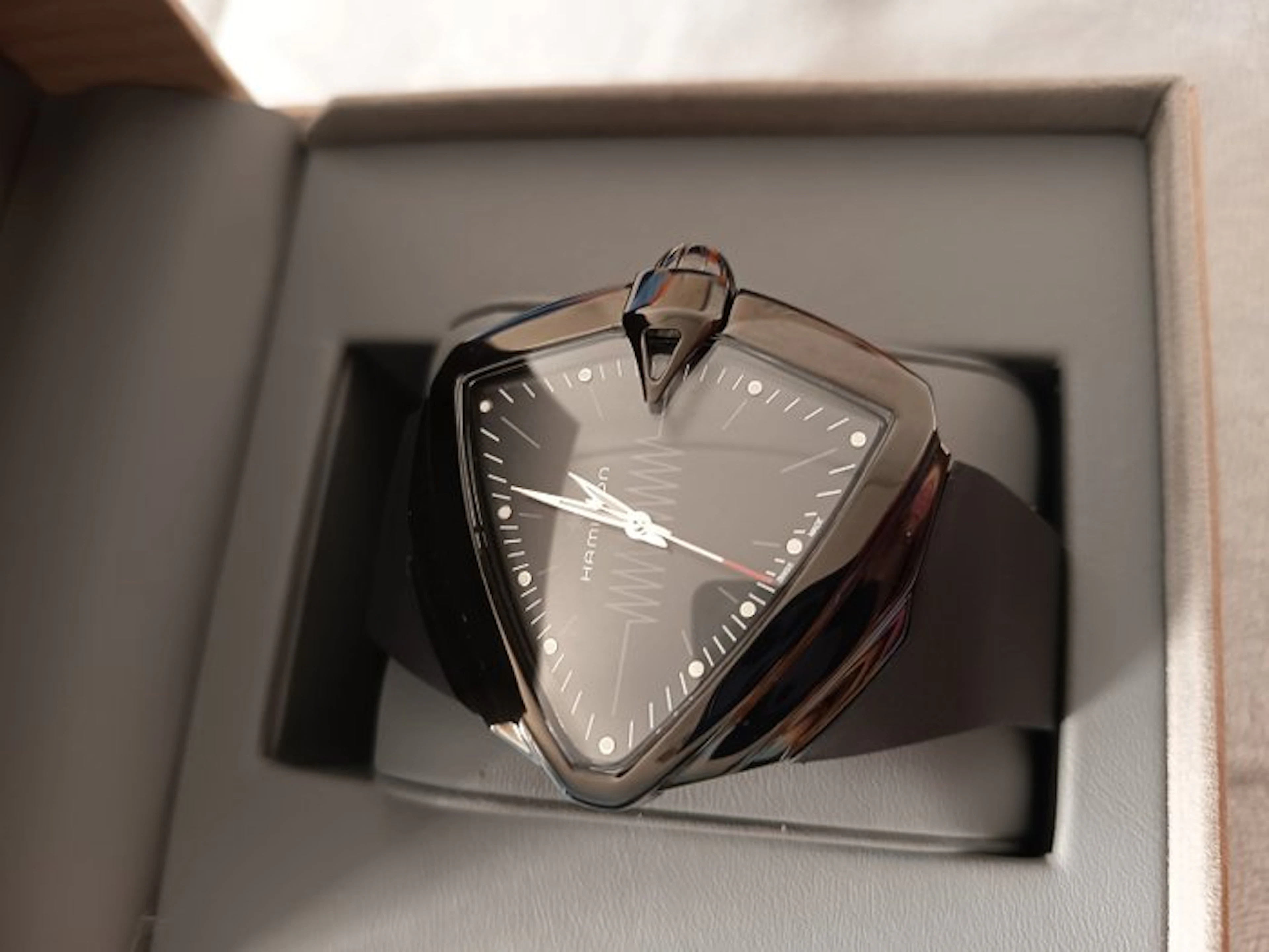 Hamilton - auto - H24615331 - Men - 2014