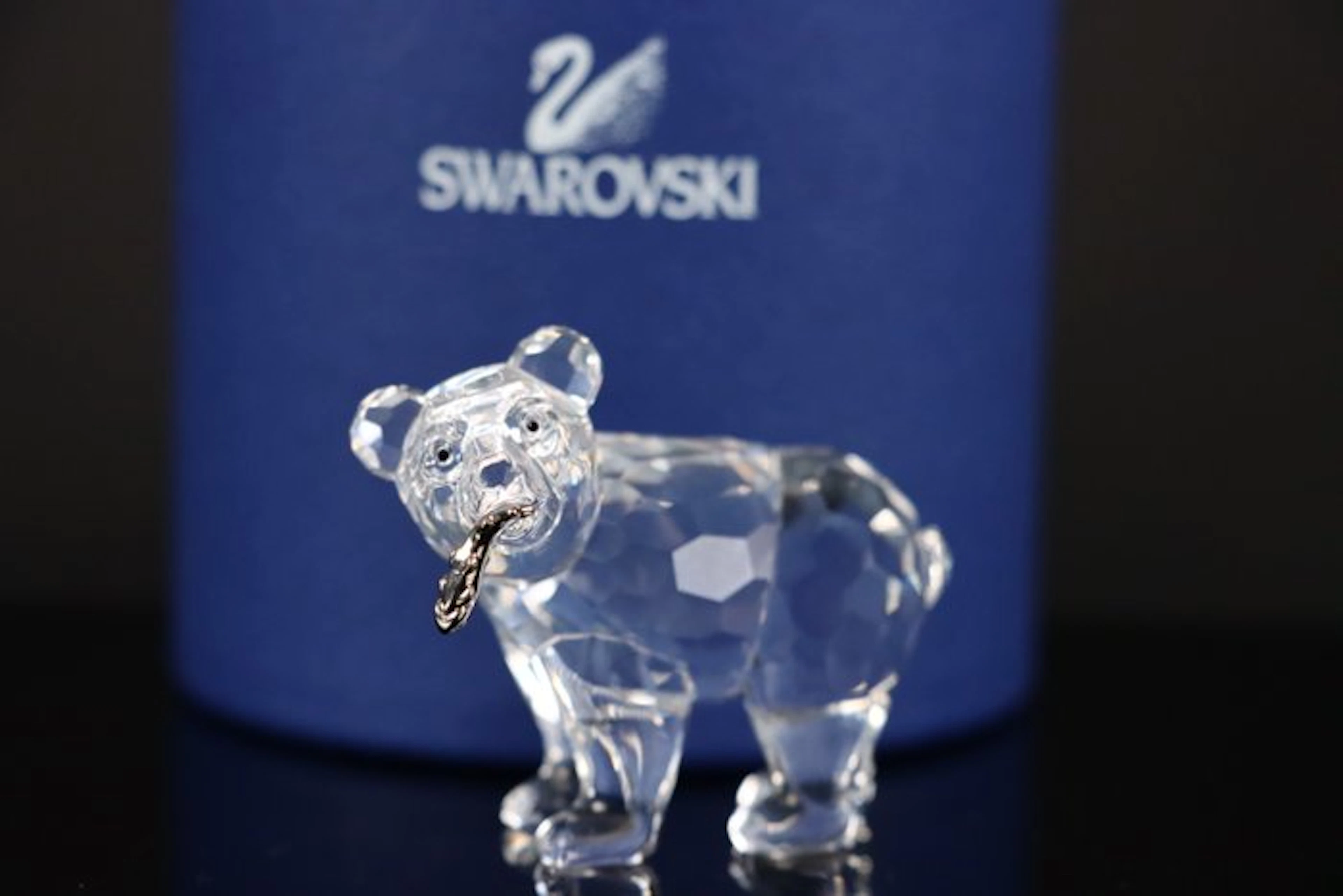 Swarovski - Figure - Swarovski - Beer met Vis (Boxed) - Crystal