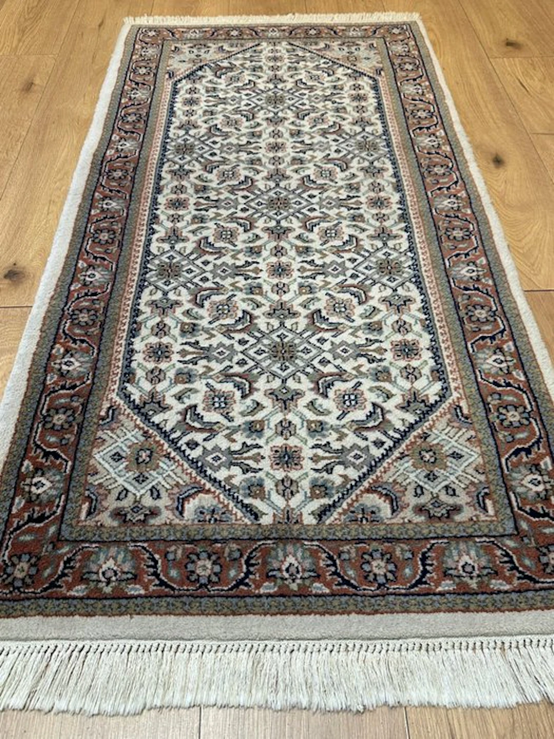 Hand-knotted Indian Bidjar oriental rug with a classic Herati pattern