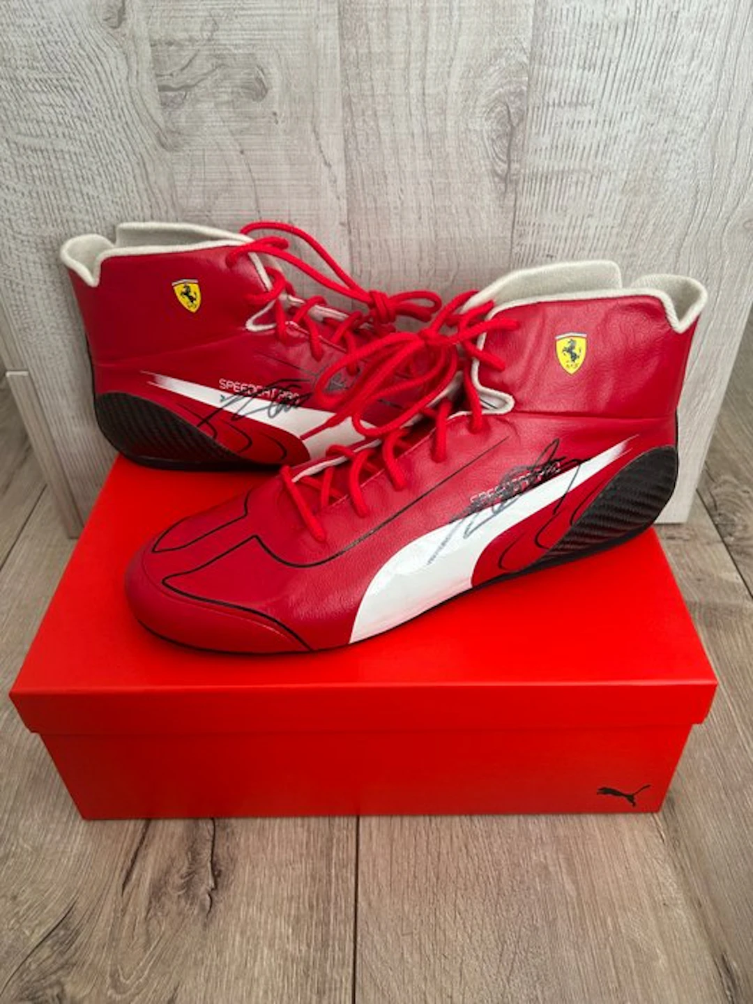 Ferrari - Formule 1 - Charles Leclerc - 2023 - Replica shoes
