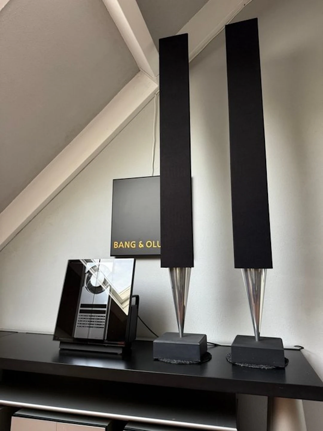 Bang & Olufsen David Lewis - Bang & Olufsen BeoSound 3000...