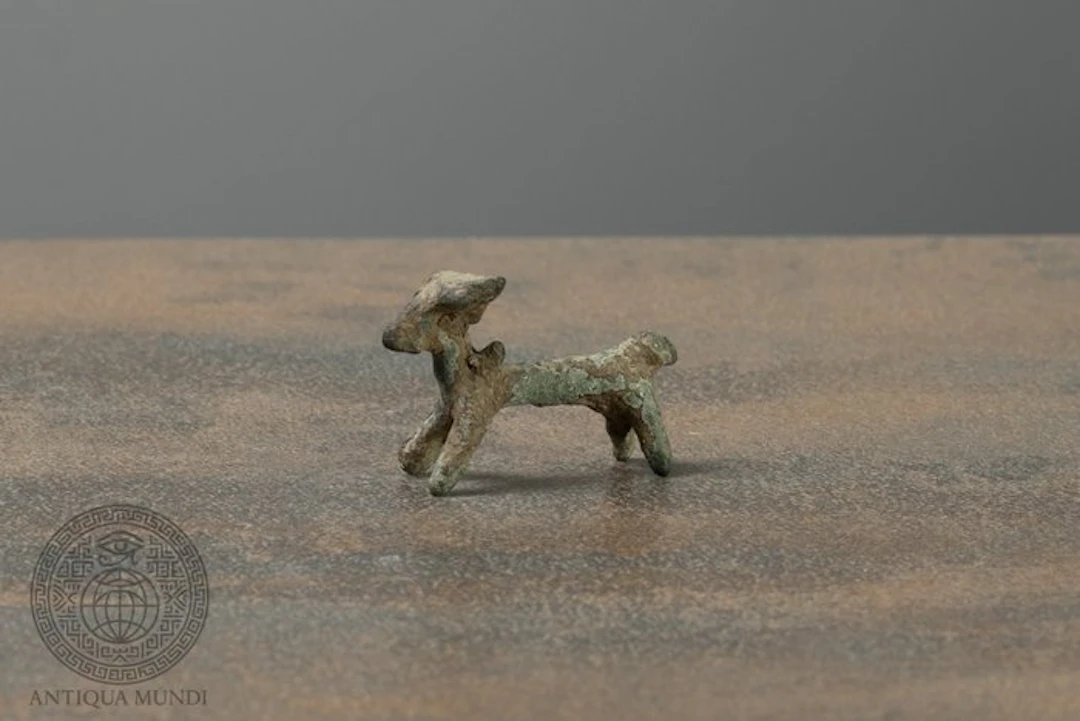 Western Asiatic Bronze Zoomorphic Goat Figurine - 2 cm