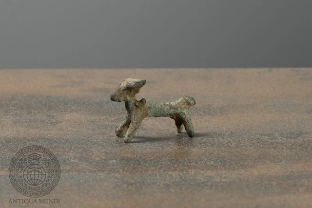 Western Asiatic Bronze Zoomorphic Goat Figurine - 2 cm