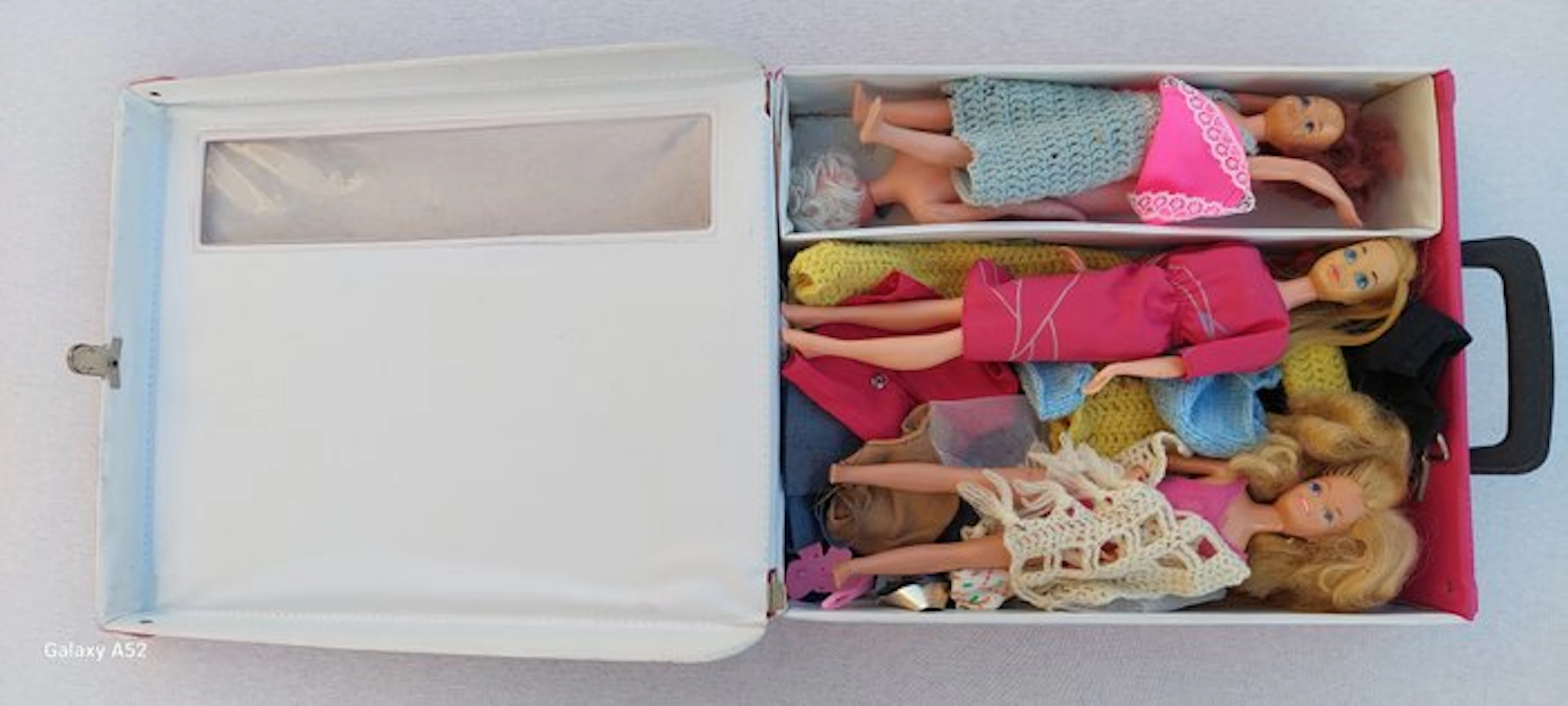 Sindy - Figure - Sindy poppen set met roze koffer en kleding (4) - Plastic