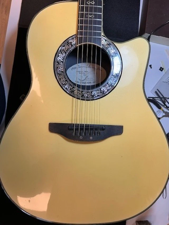 Ovation - Collector Series 1986 - - Electro-acoustic...