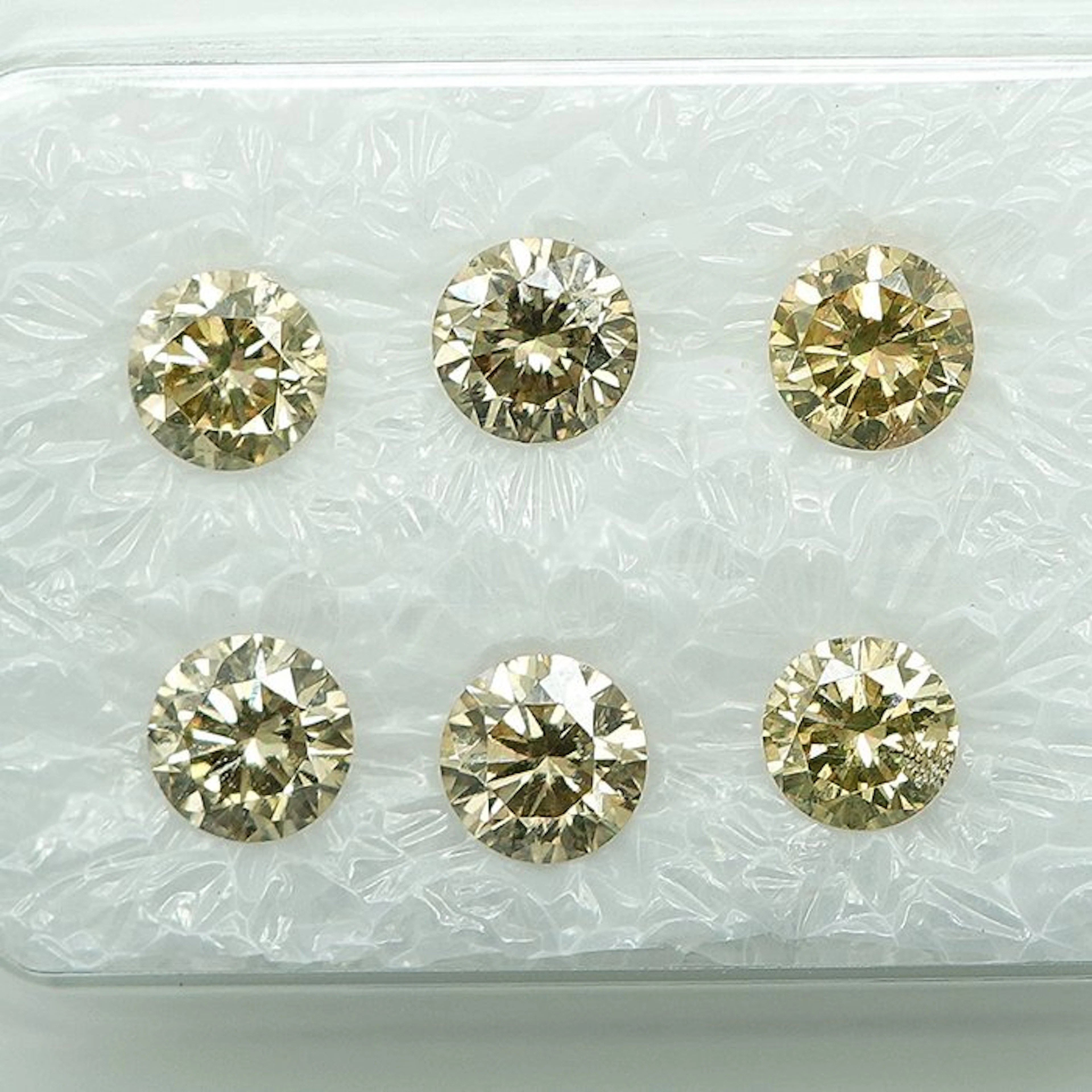 6 pcs Diamond (Natural coloured) - 1.01 ct - Round - Fancy light Greenish