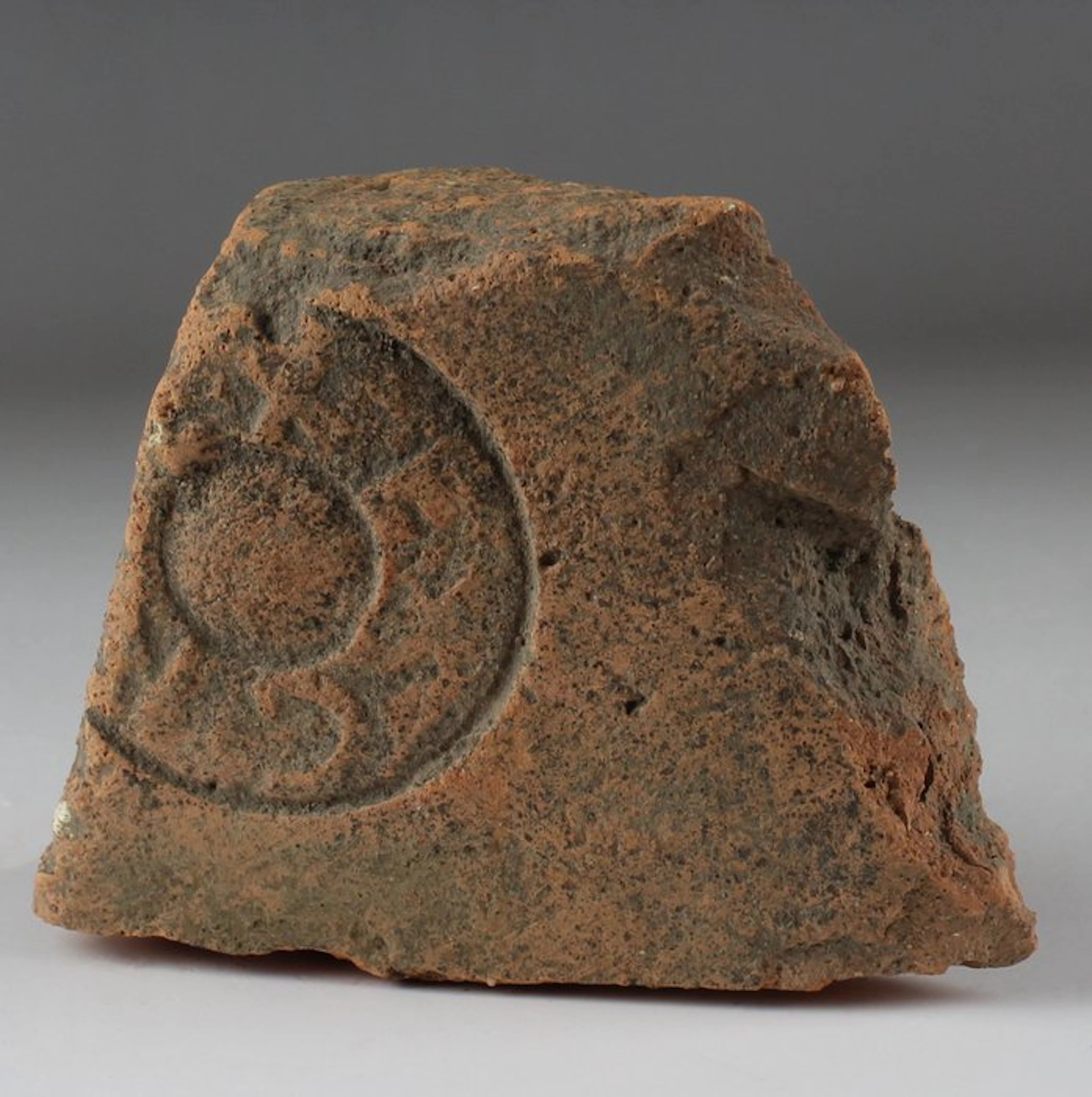 Ancient Roman Pottery Tile with inscription '[V]EX EX G[ER]'