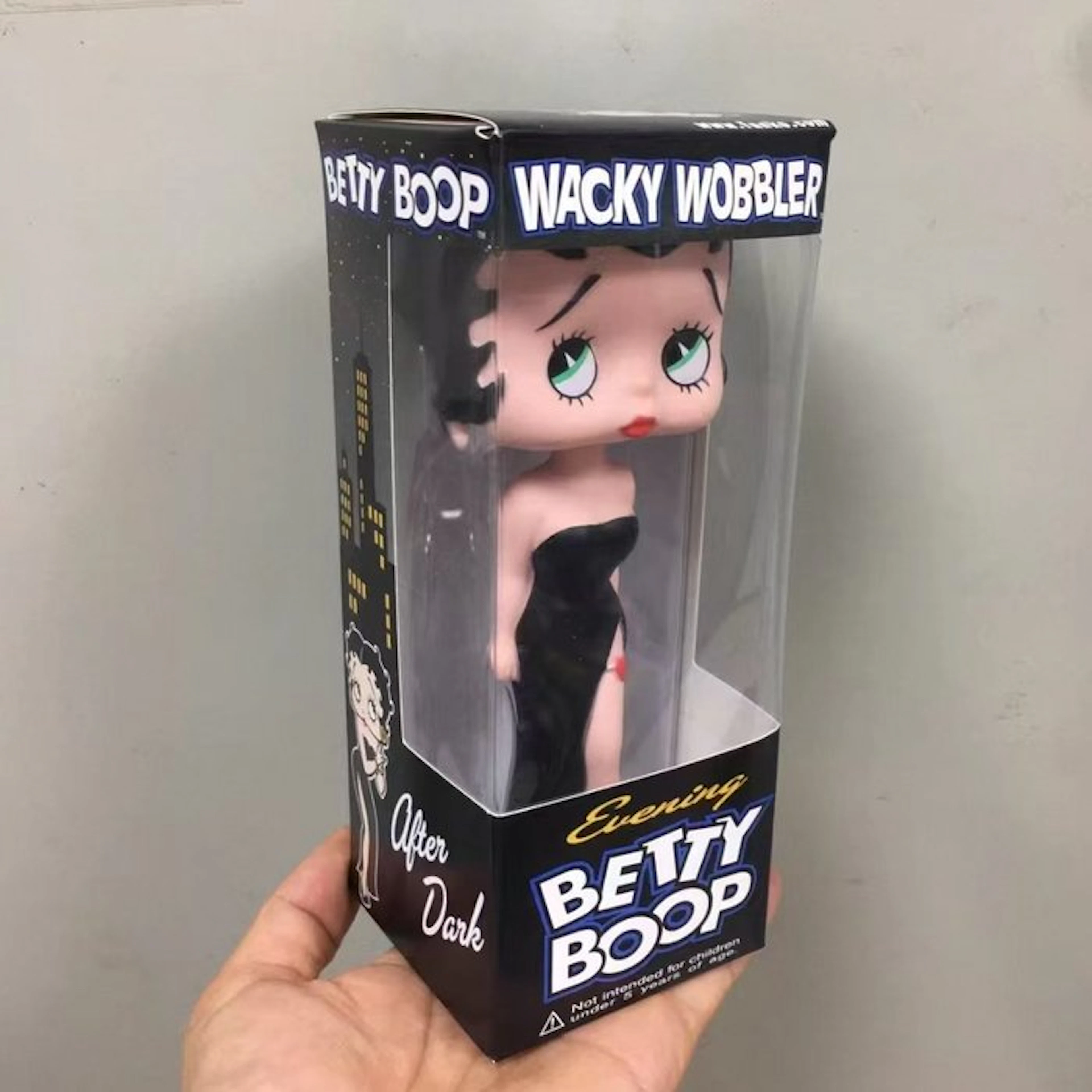 Funko - Figurine - Evening Betty Boop Wacky Wobbler - Plastic