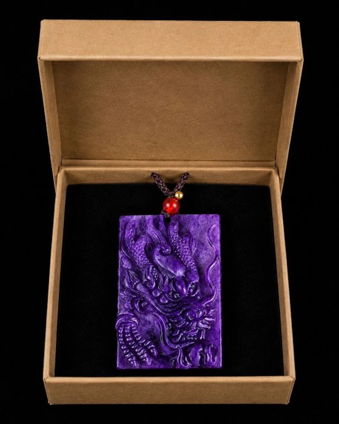 Exquisite Dragon Pendant in natural Chaorita of premium...