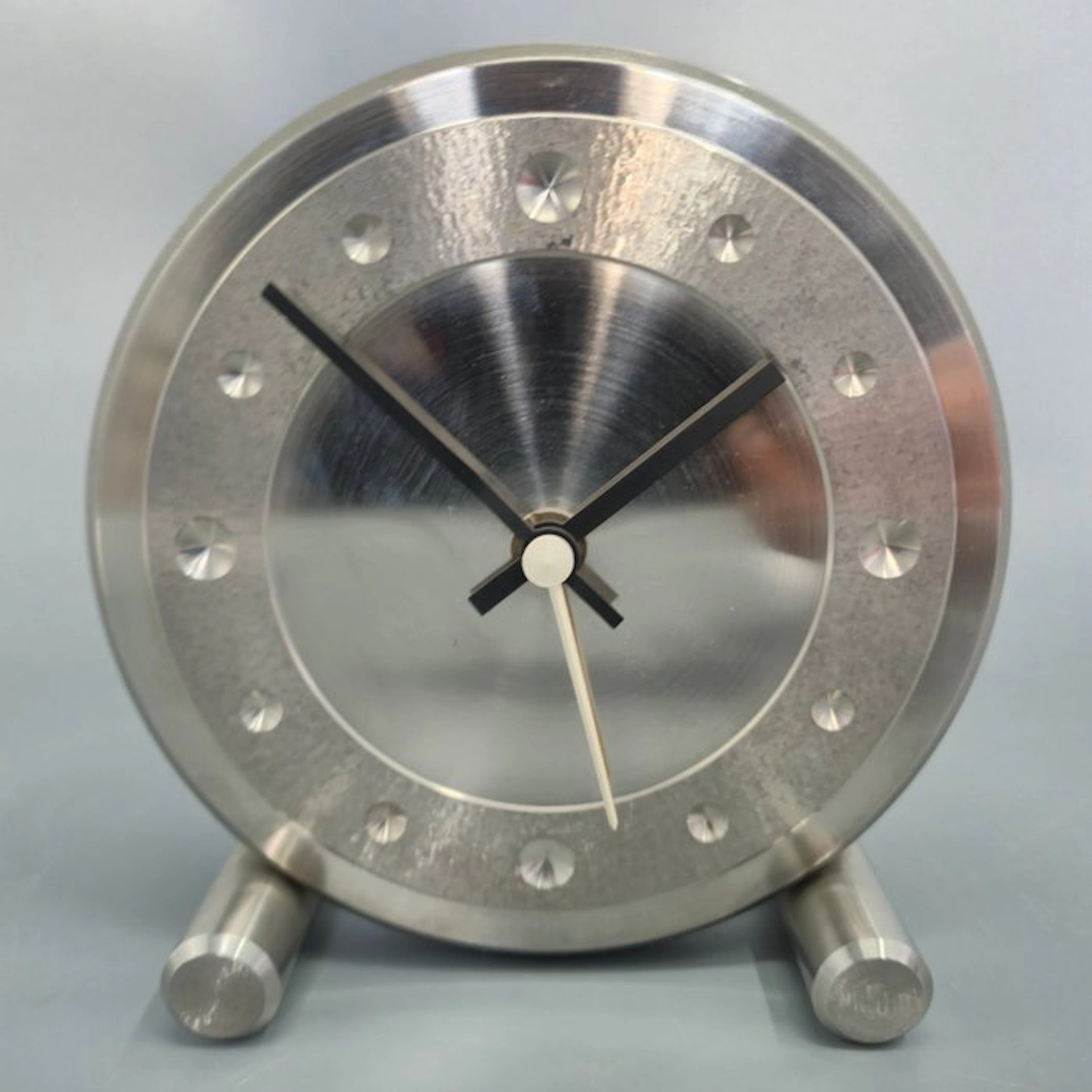 Clock - Industrial Metal - 1990-2000 - Metal table clock – U.T.S