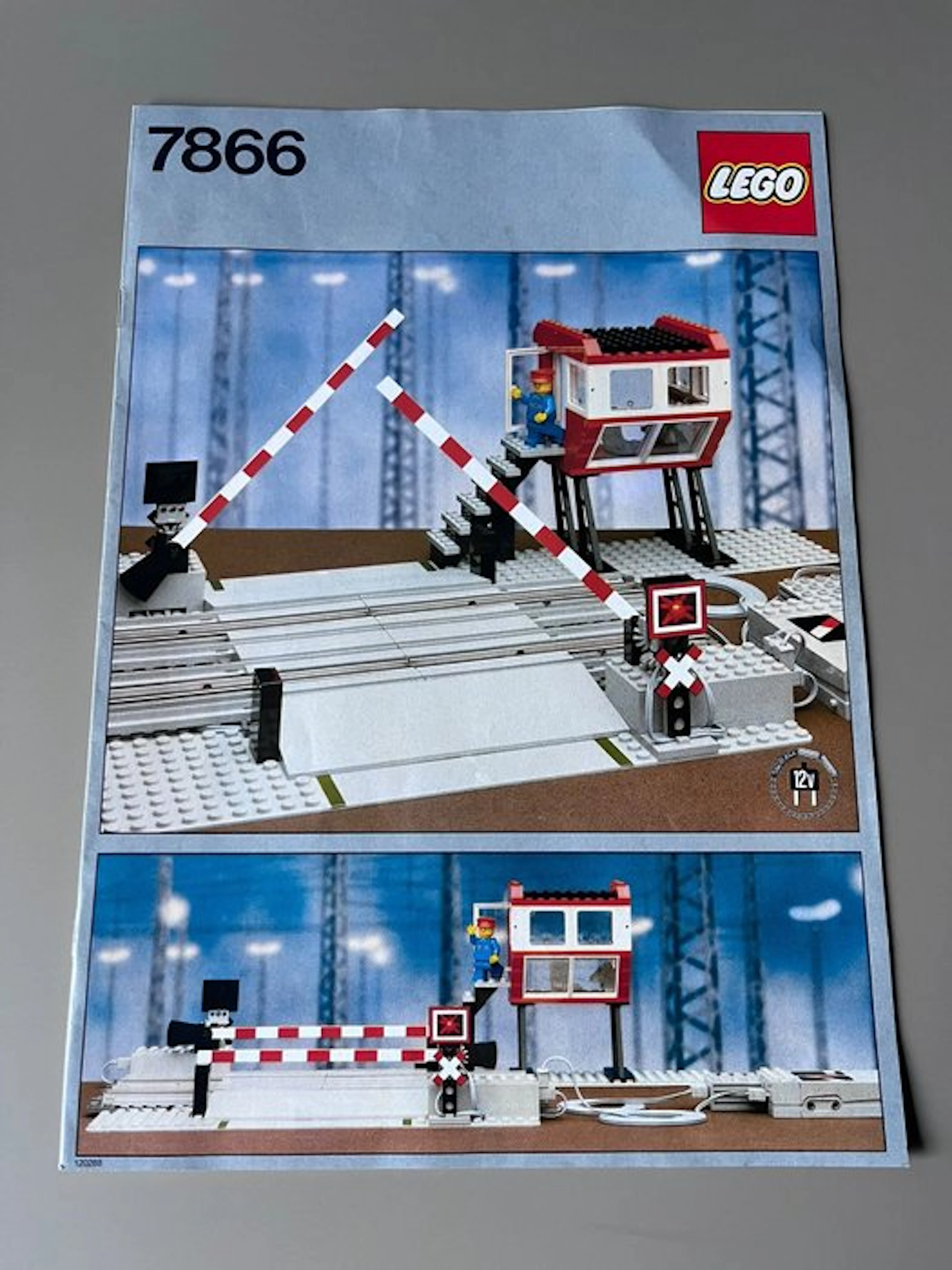 LEGO Set - 7866 - City - Spoorwegovergang