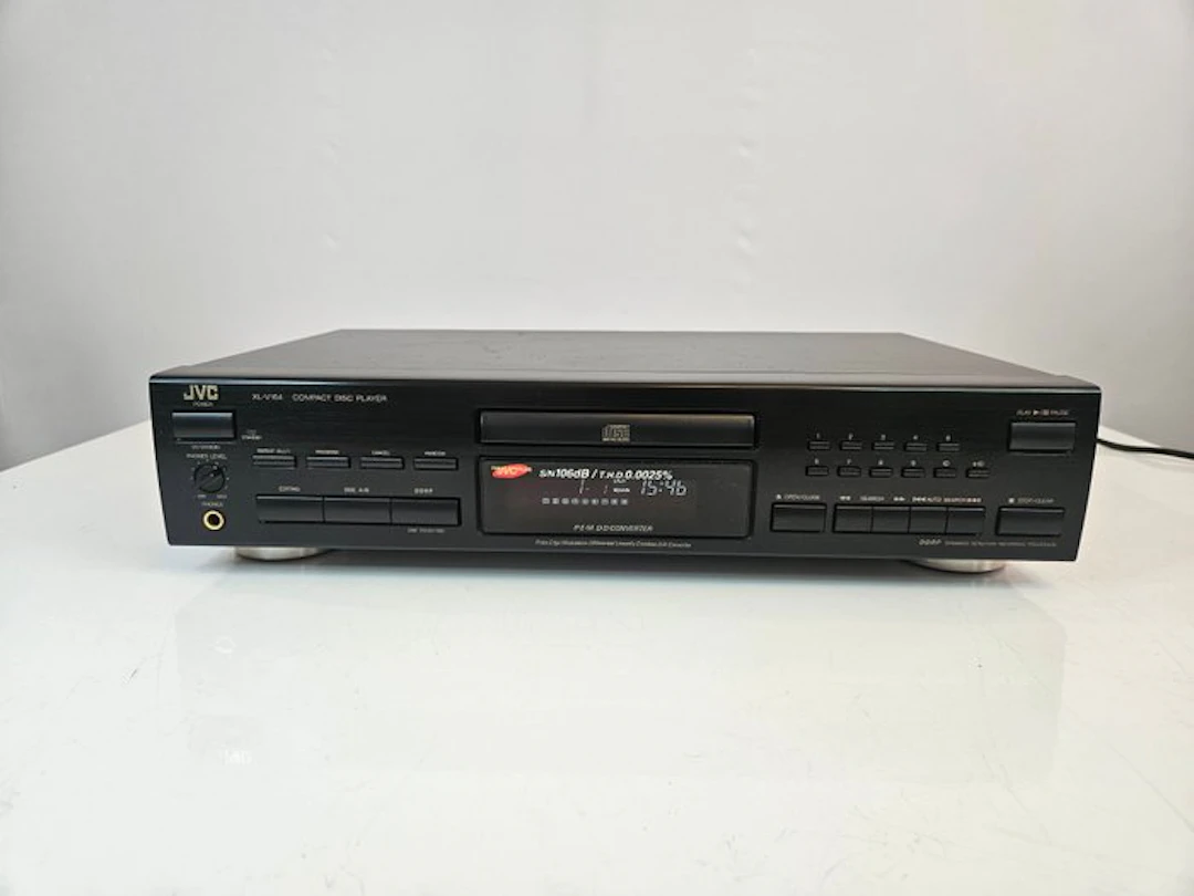 JVC - XL-V164BK with 1-Bit PEM D.D. Converter CD player