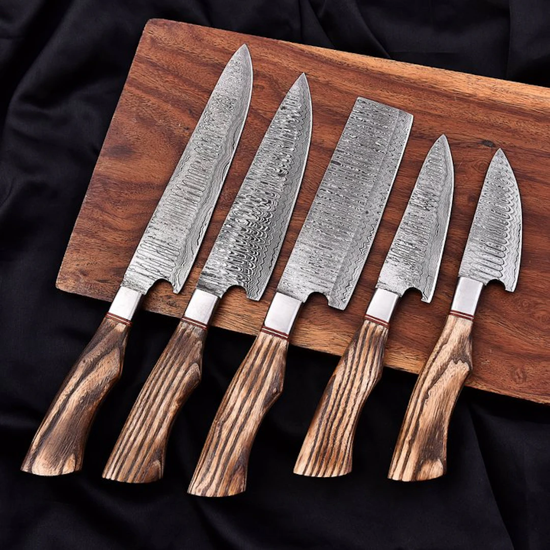 Kitchen knife - Chef's knife - Folded steel , wood - North America