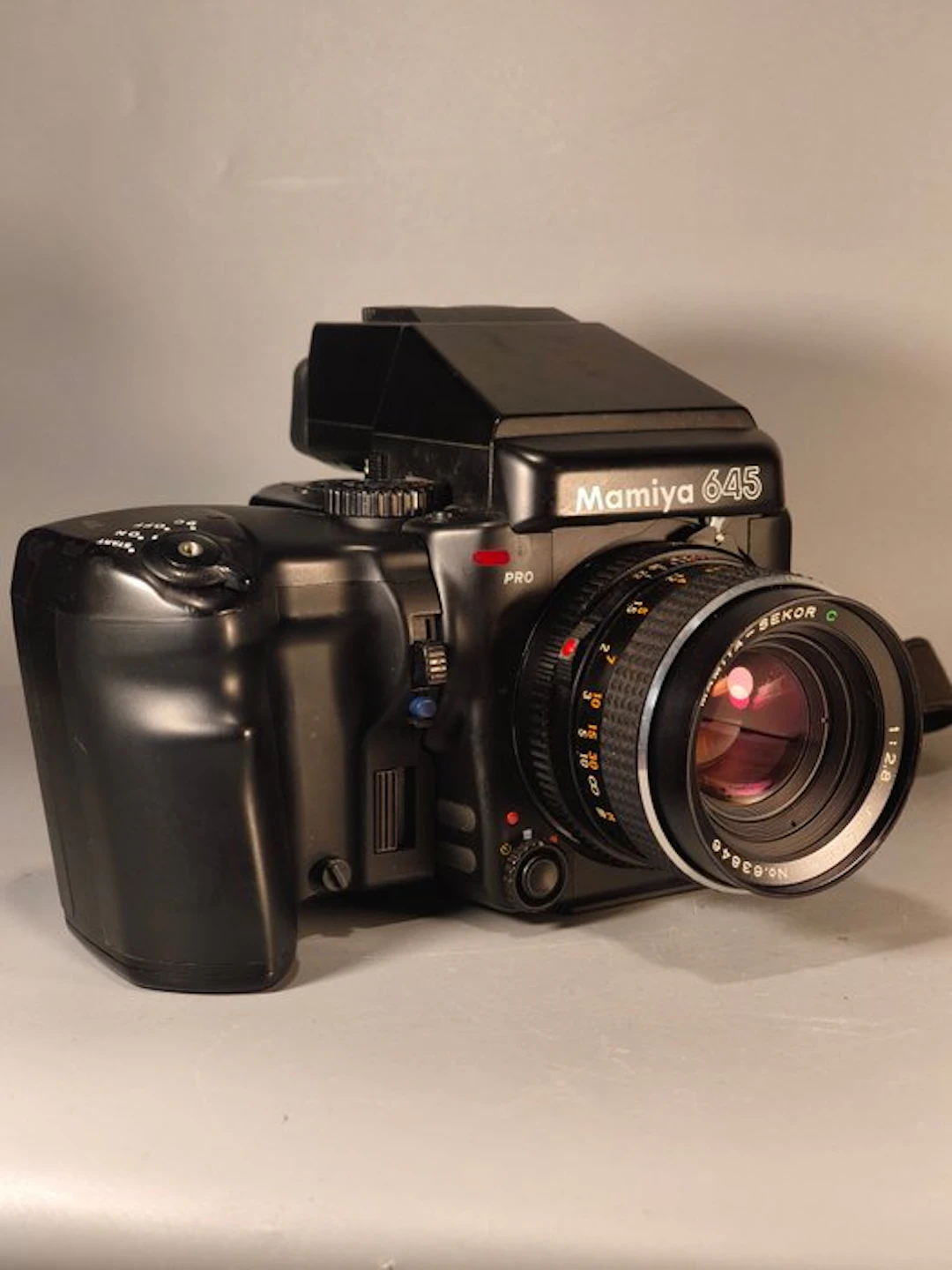 Mamiya 645 PRO + dorso polaroid + flash + Sekor 80mm +...