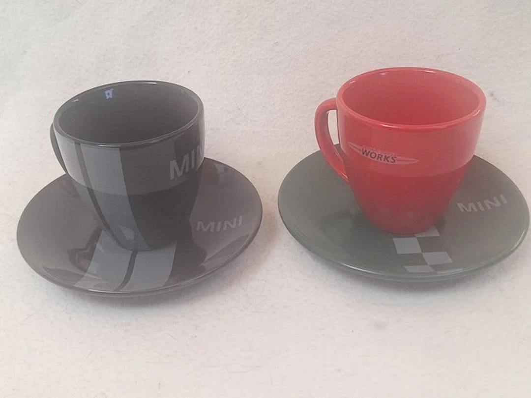 Promotional Cup and Saucer - Mini en John Cooper Works - 2000