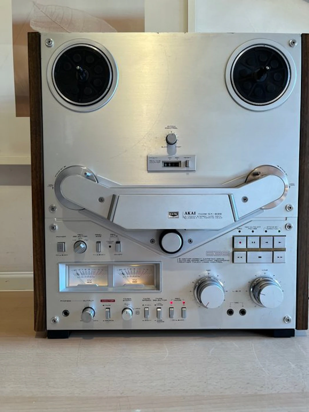 Akai - GX 636 4 track Autoreverse Reel to reel deck 26 cm