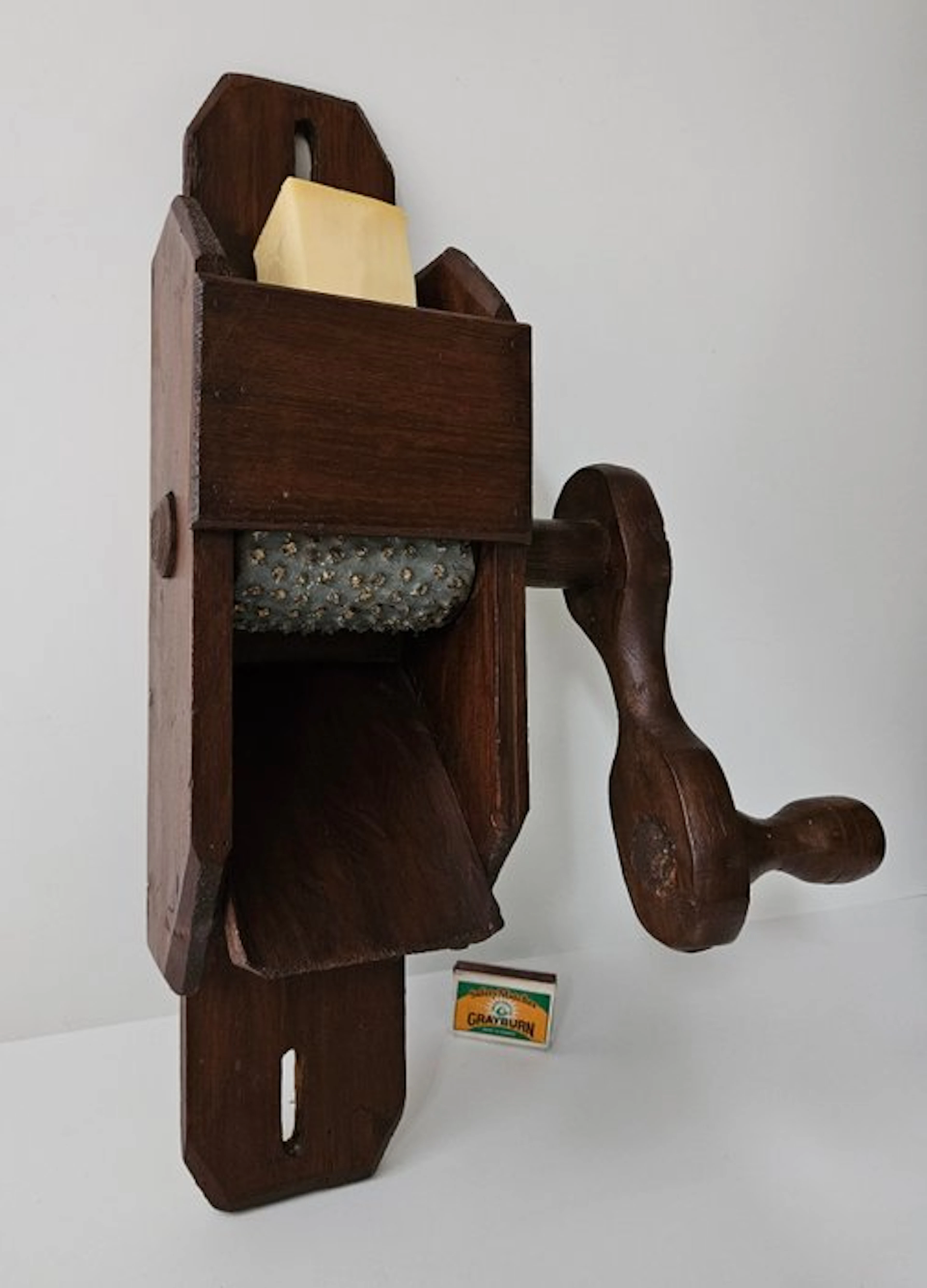 Antieke - Cheese grater - Wood