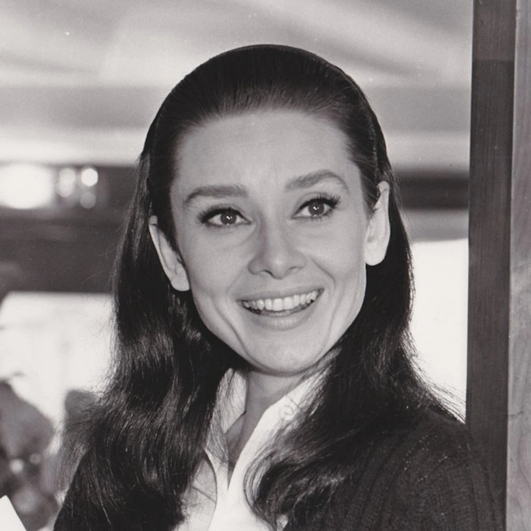 Pierluigi Praturlon (attribuée à) - Audrey Hepburn sur le...