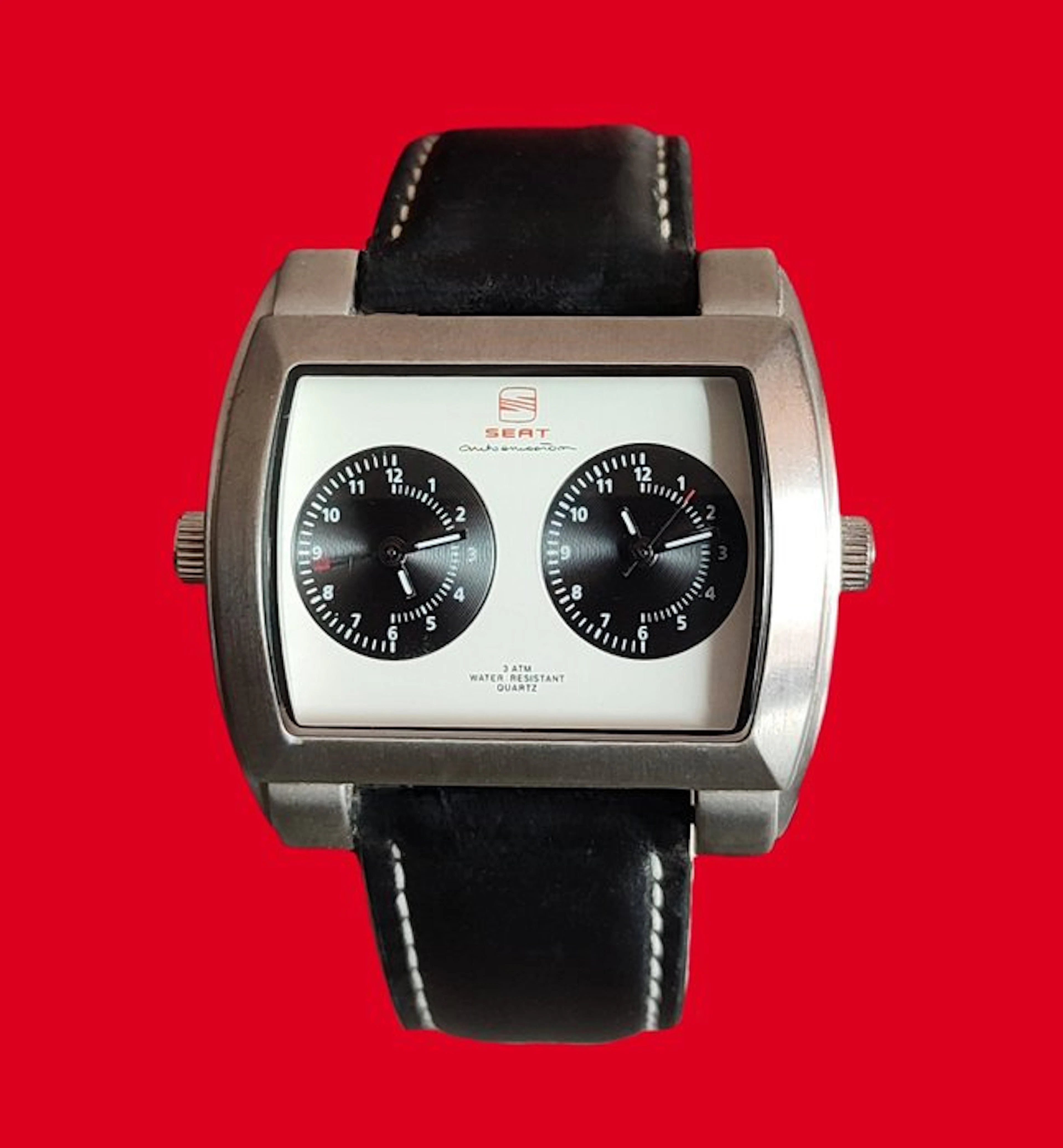 Seat with double dials - Montre vintage - Années 90