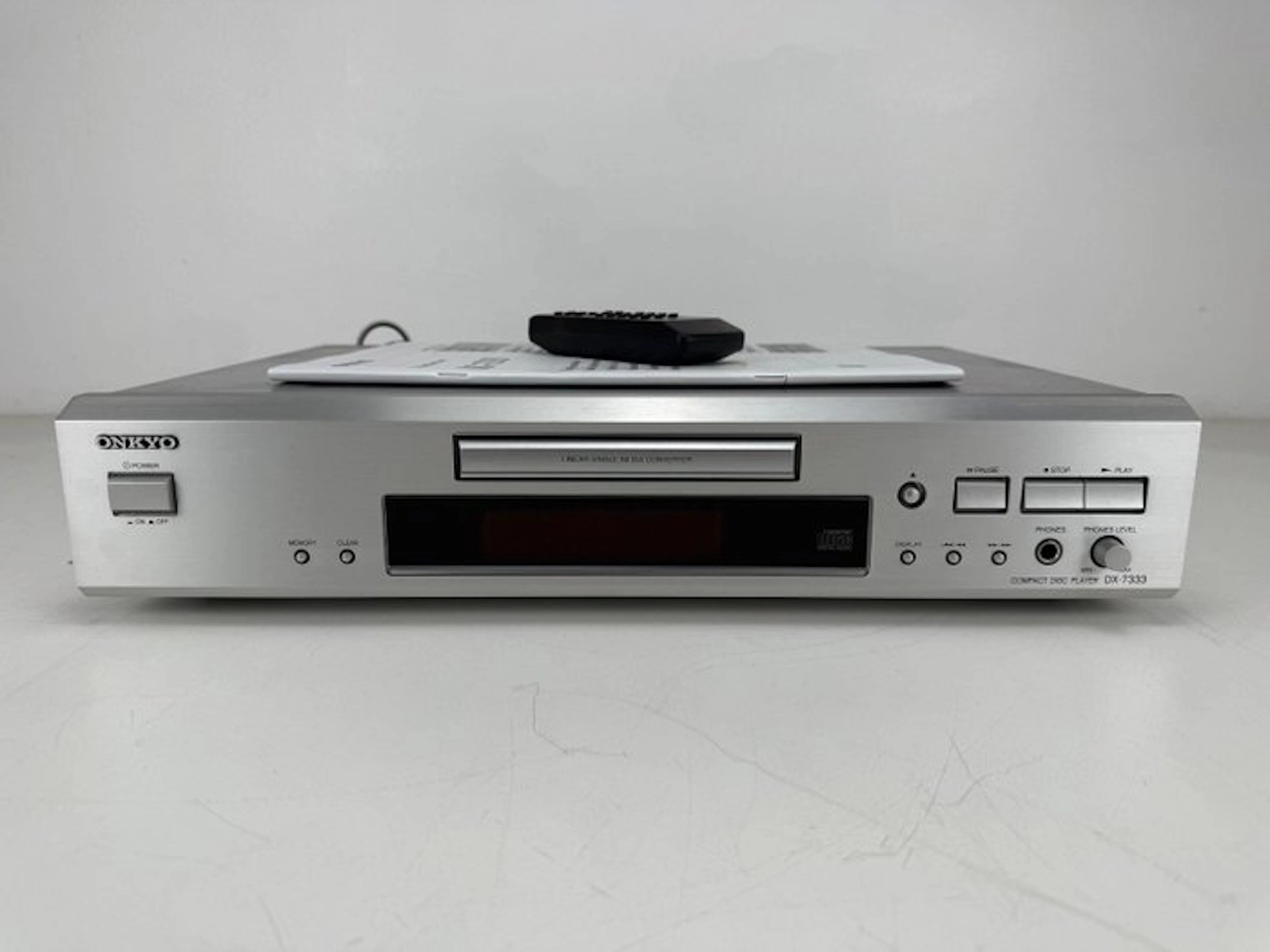 Onkyo - DX-7333 CD player
