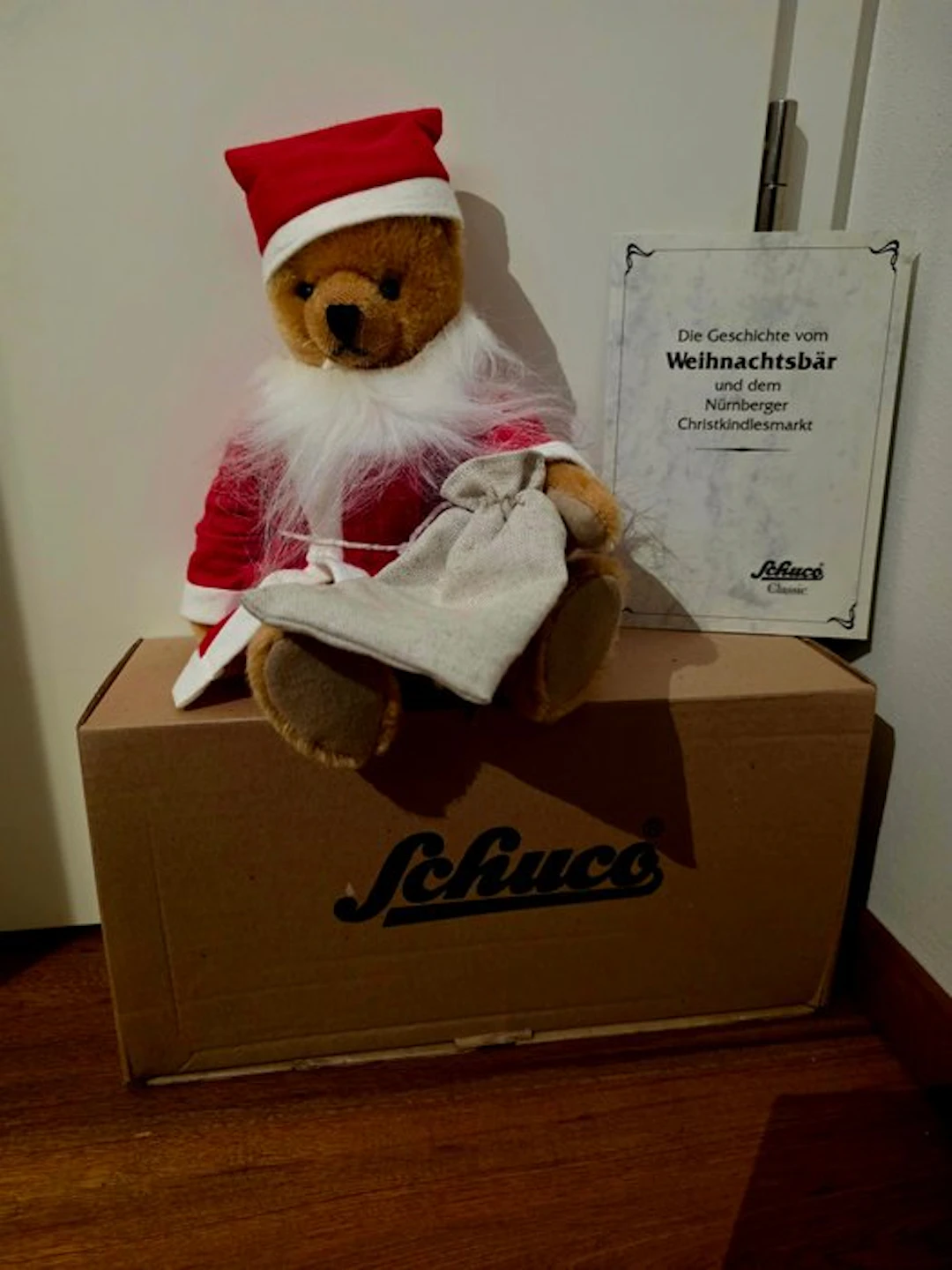 SCHUCO Classic - Teddy bear Limitierter Weihnachts-Teddybär 1997 „Tricky“ (Nr