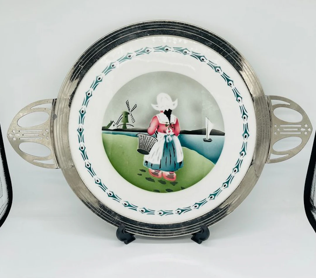 Serving plate - Fayance, Metal - Art Nouveau platter