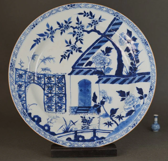 Kangxi (1662-1722) - Plate - Tall Floral Gate