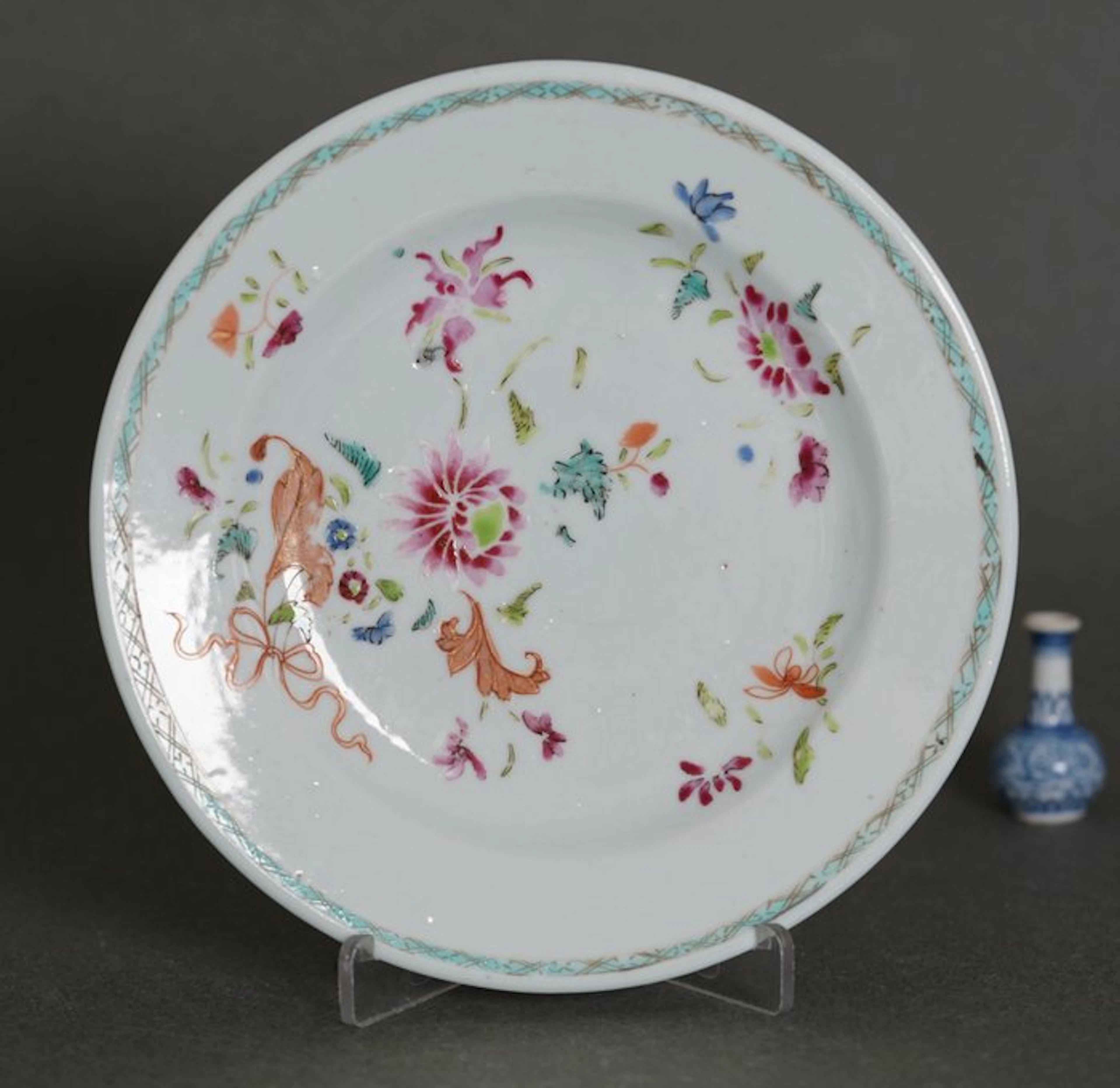 Yongzheng (1723-1735) - Perfect Condition - Plate - Chrysanthemum