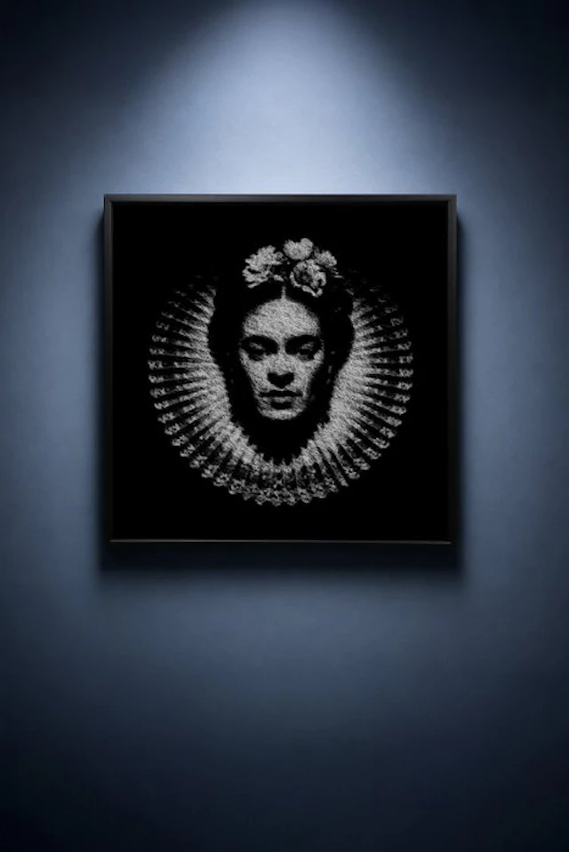Tijs Dragtsma (1992) - Frida in a Crown of Light
