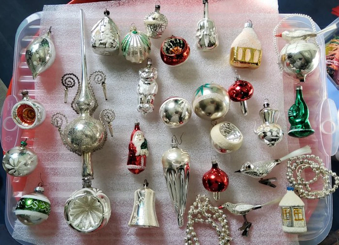 Christmas baubles (29) - Glass - 29 Christmas ornaments/figurines